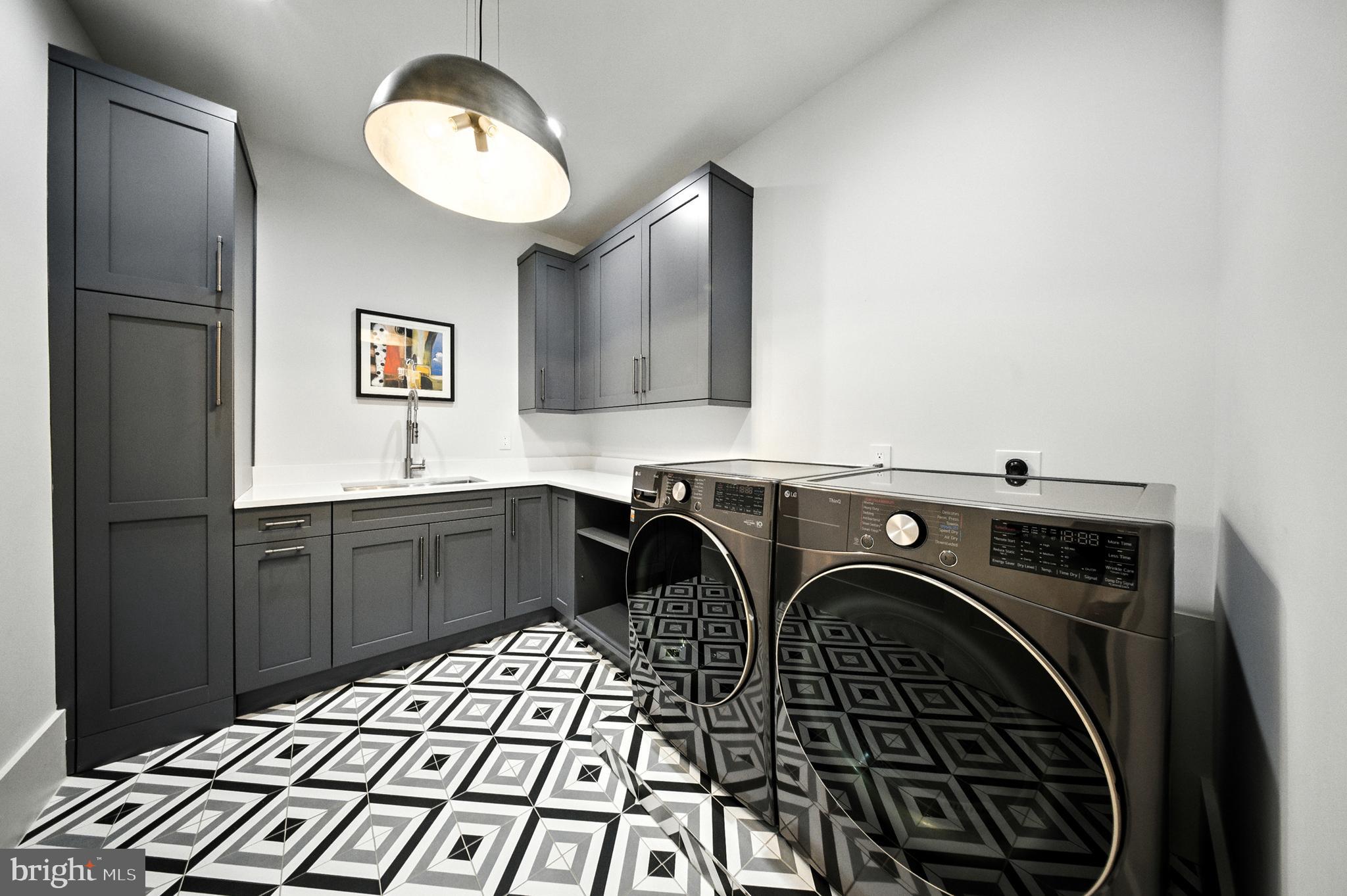 WOODHAVEN - Residential