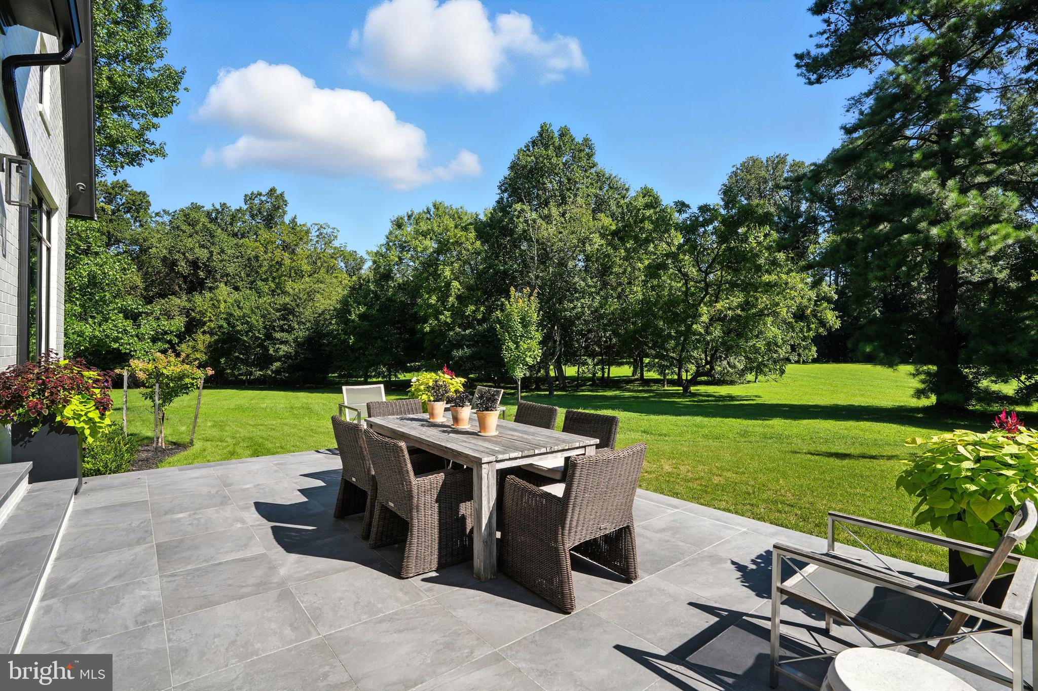 WOODHAVEN - Residential