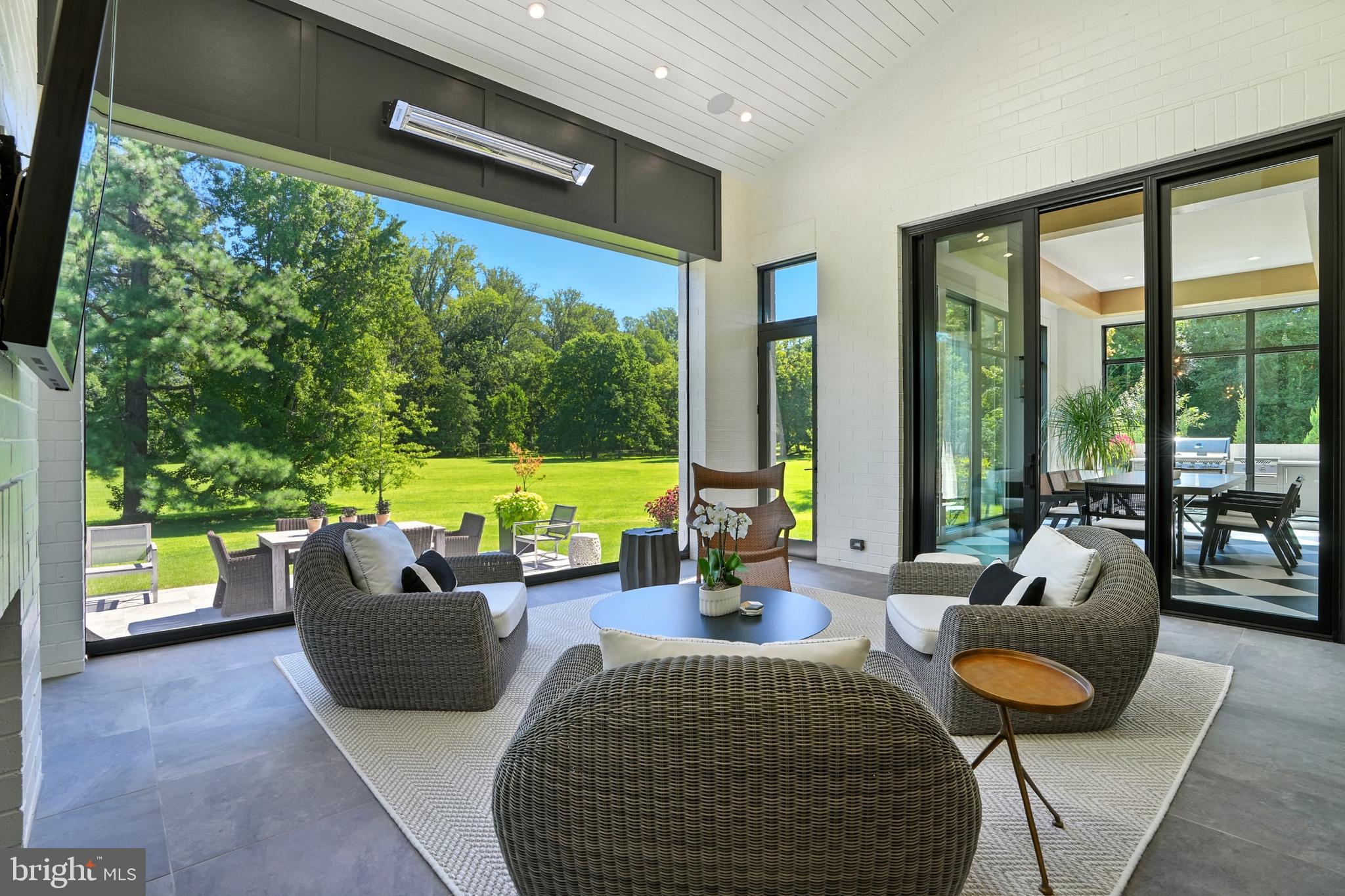 WOODHAVEN - Residential