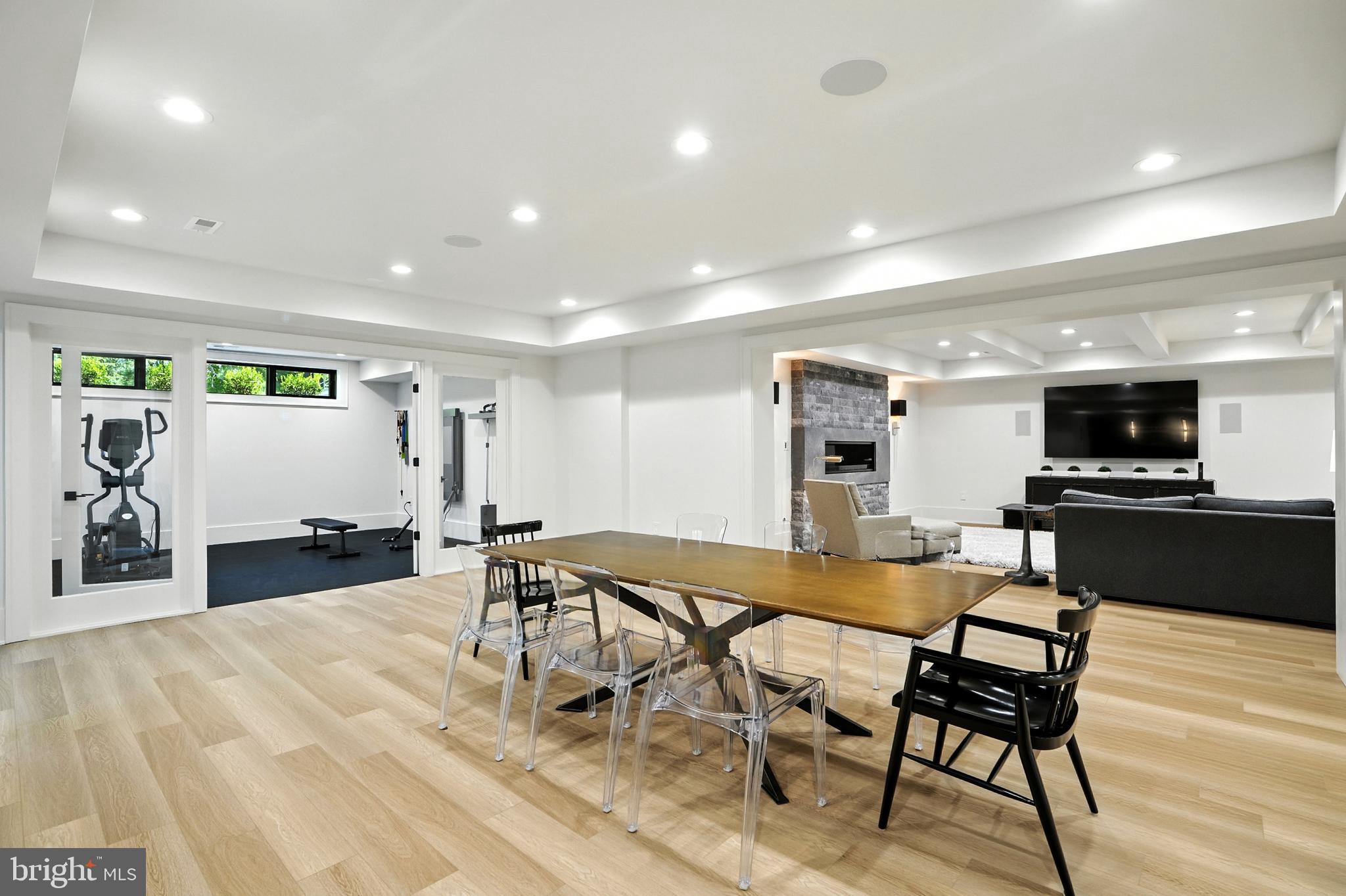 WOODHAVEN - Residential