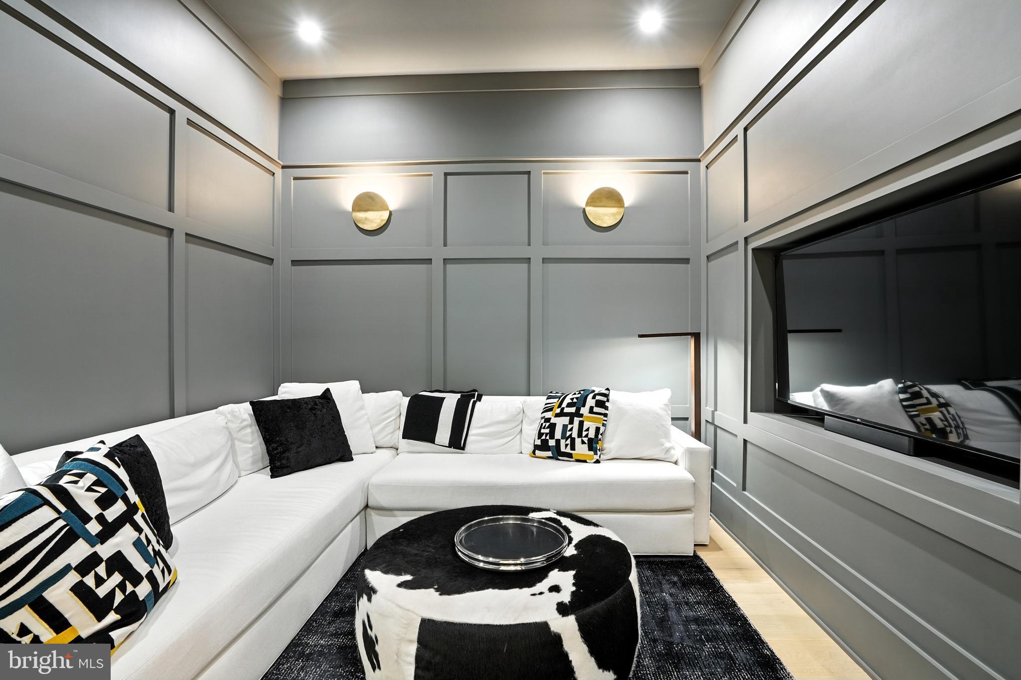 WOODHAVEN - Residential