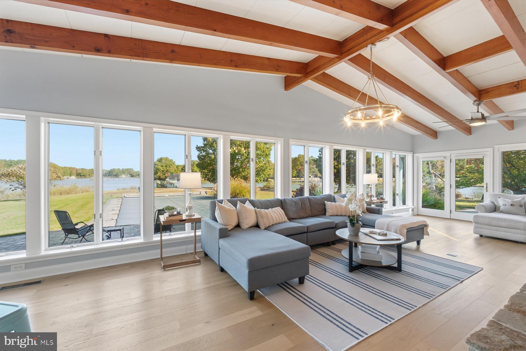 THORNETON - Residential