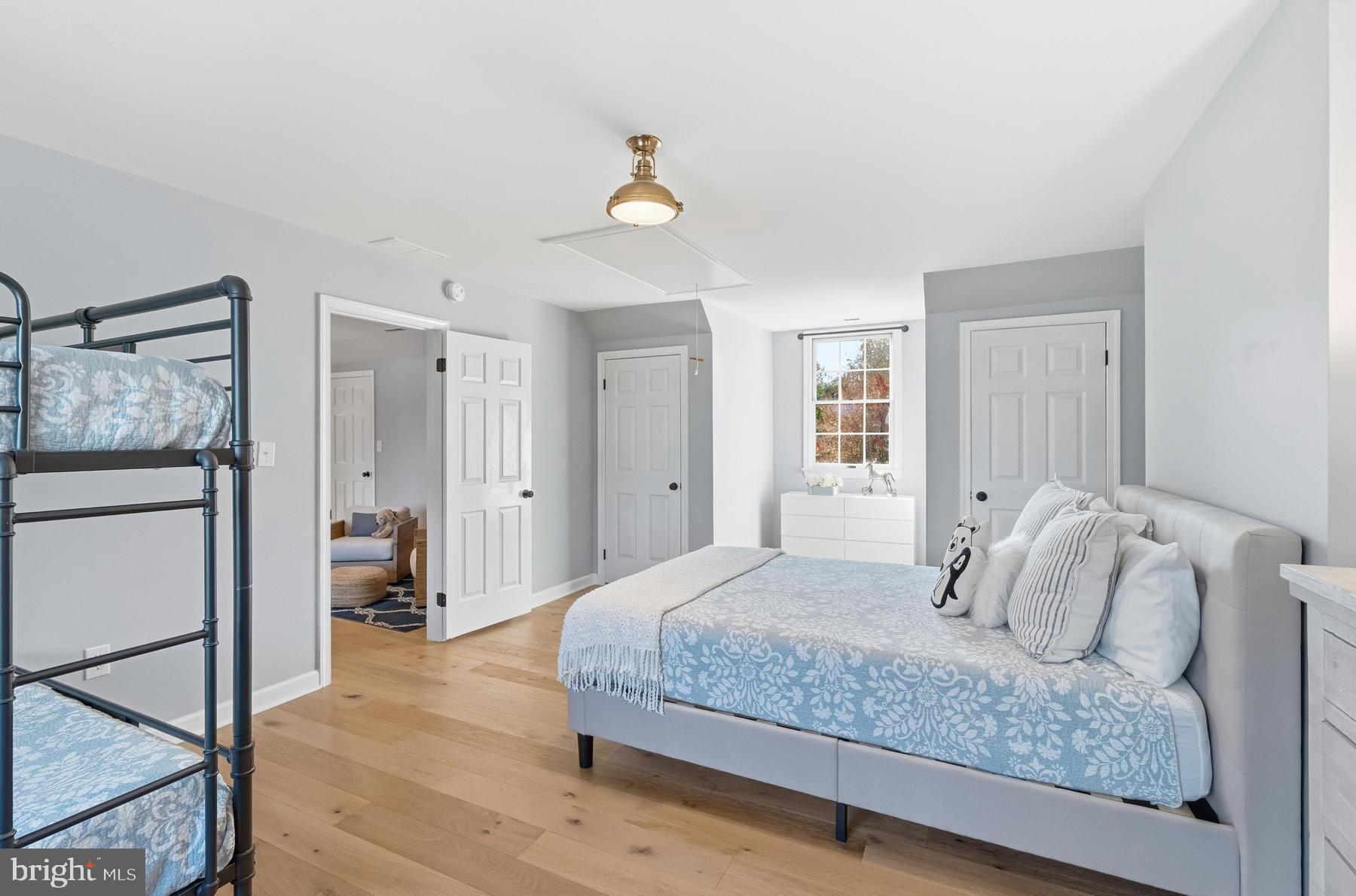 THORNETON - Residential