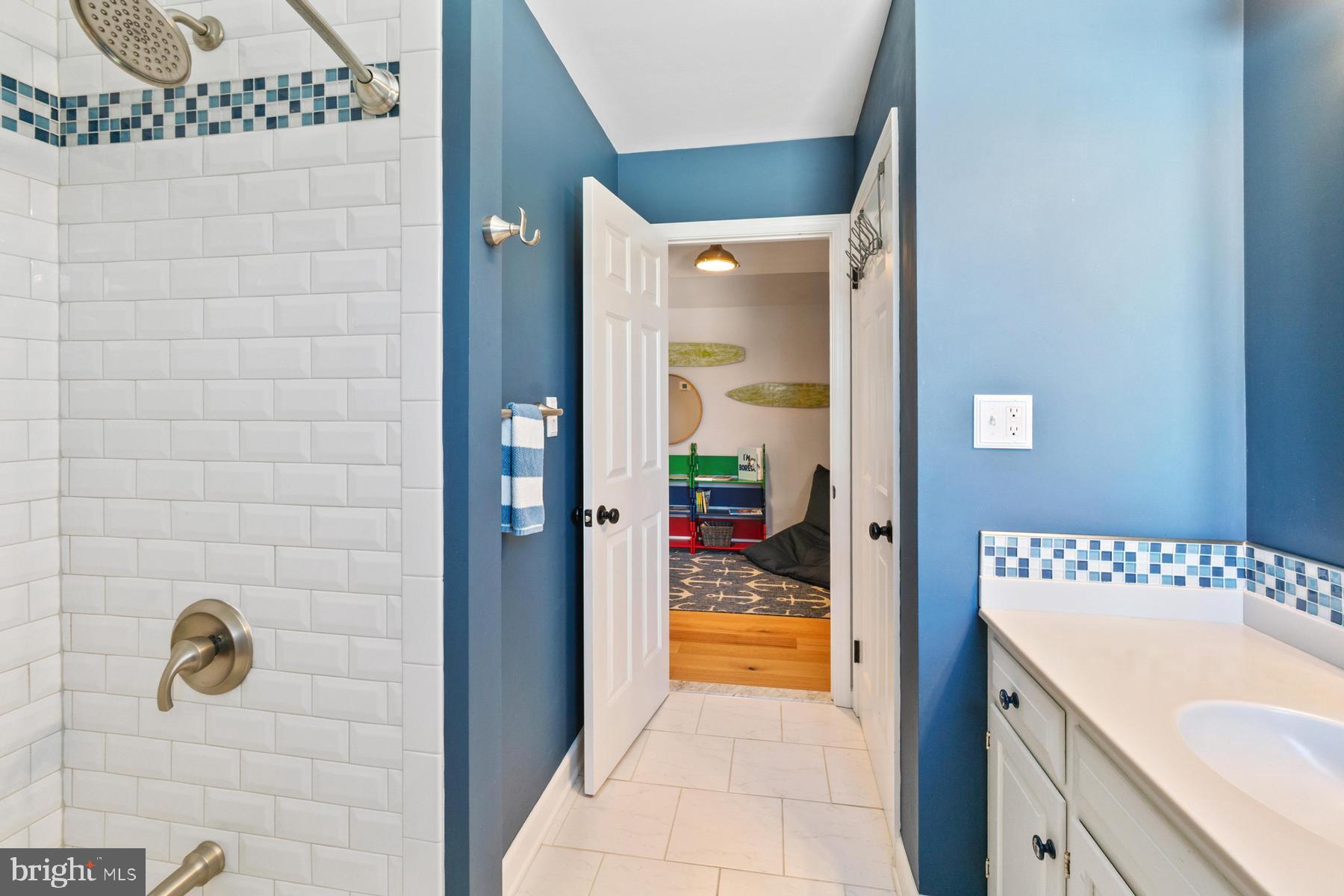 THORNETON - Residential