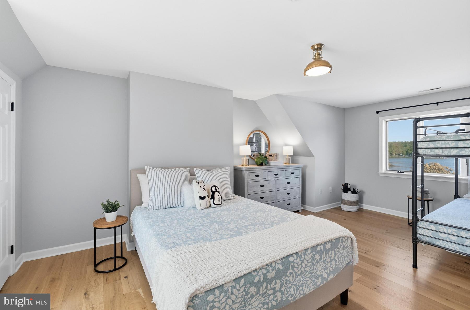 THORNETON - Residential