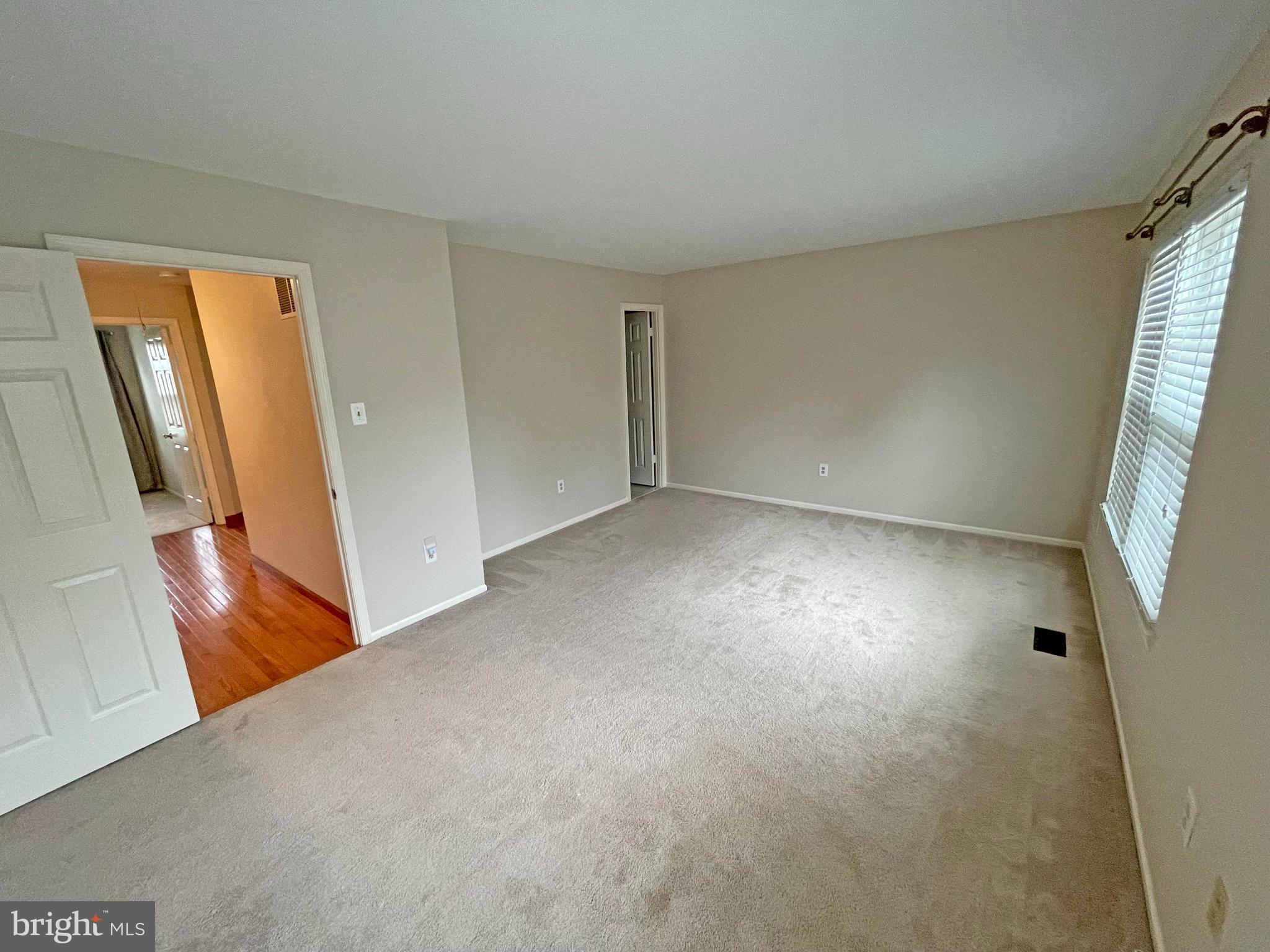 CROMWELL STATION - Residential Lease