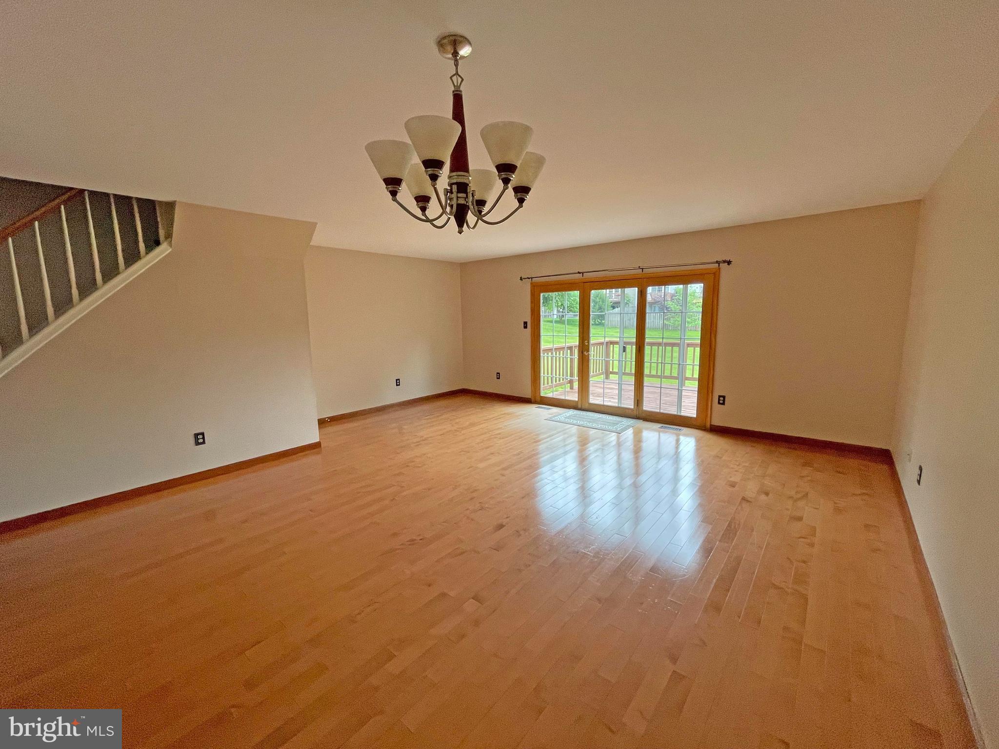 CROMWELL STATION - Residential Lease