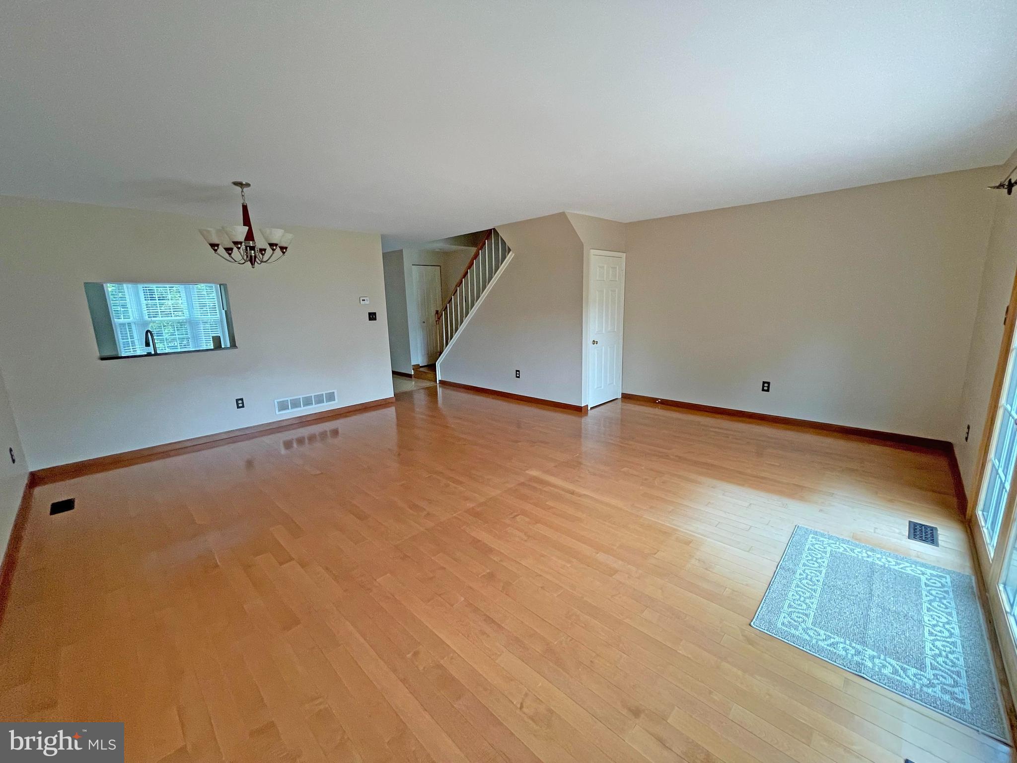 CROMWELL STATION - Residential Lease