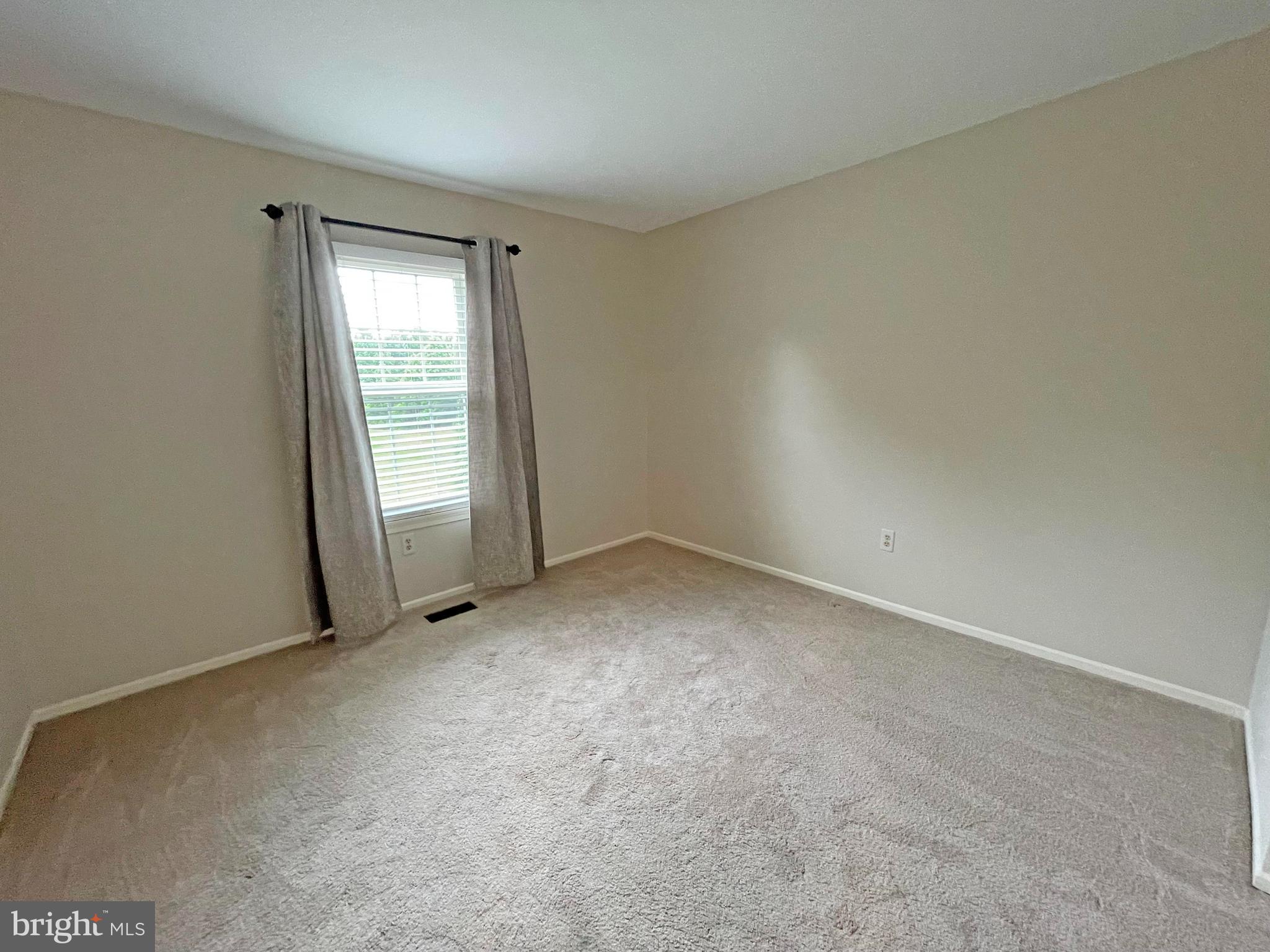 CROMWELL STATION - Residential Lease