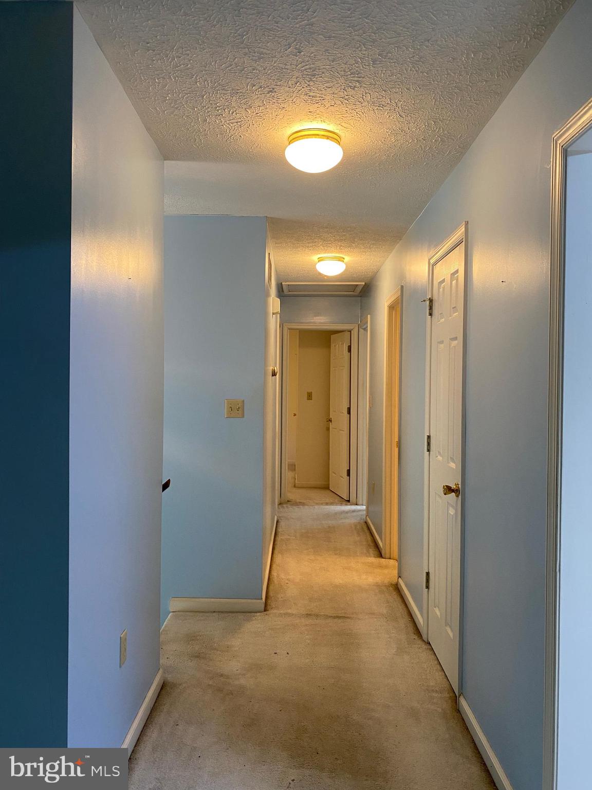 FOXCREST MANOR - Residential