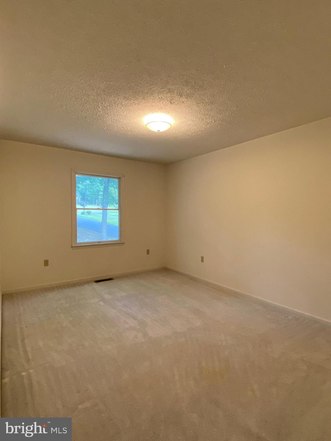 FOXCREST MANOR - Residential