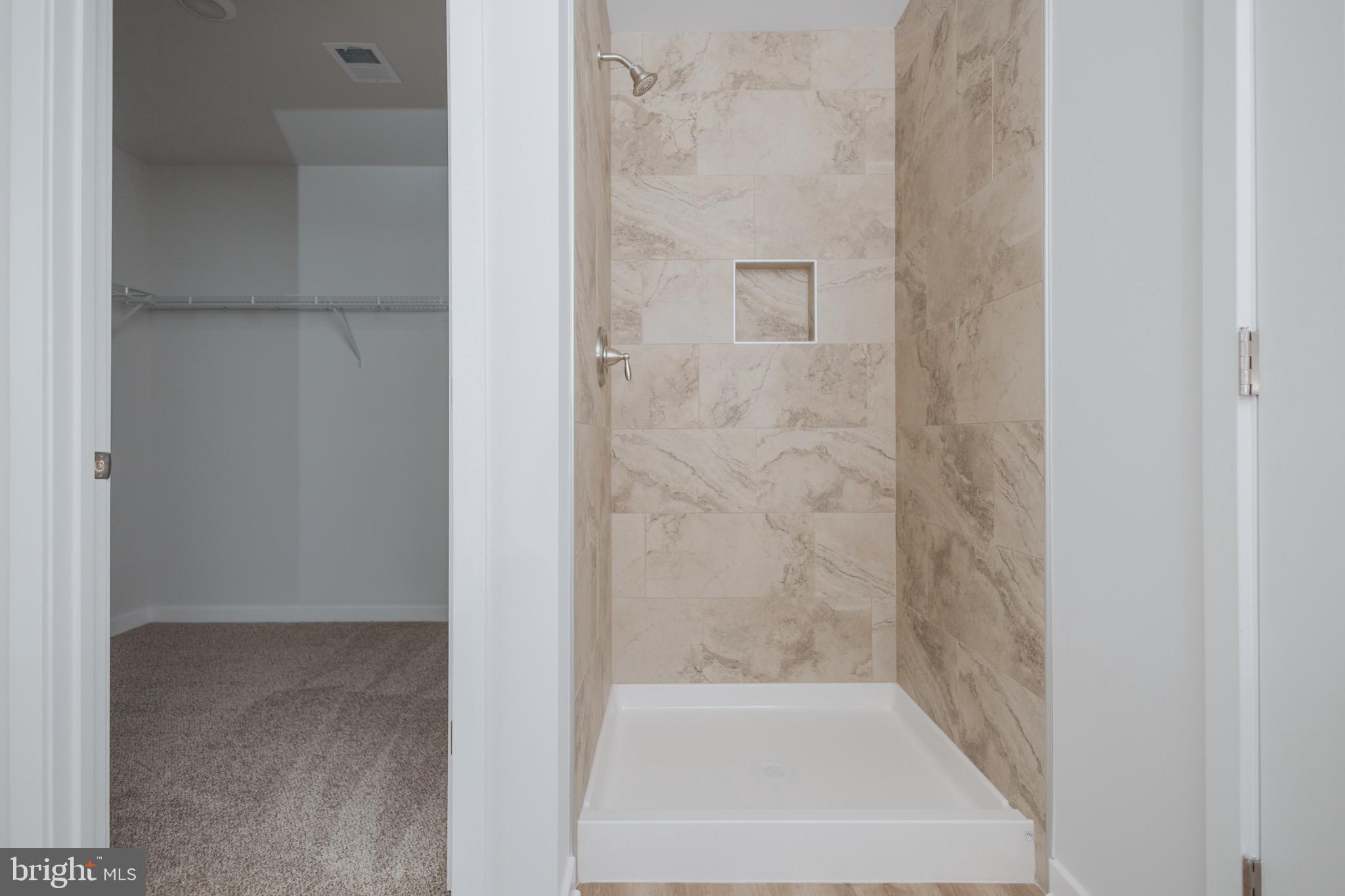 HARVEST GLEN - Residential