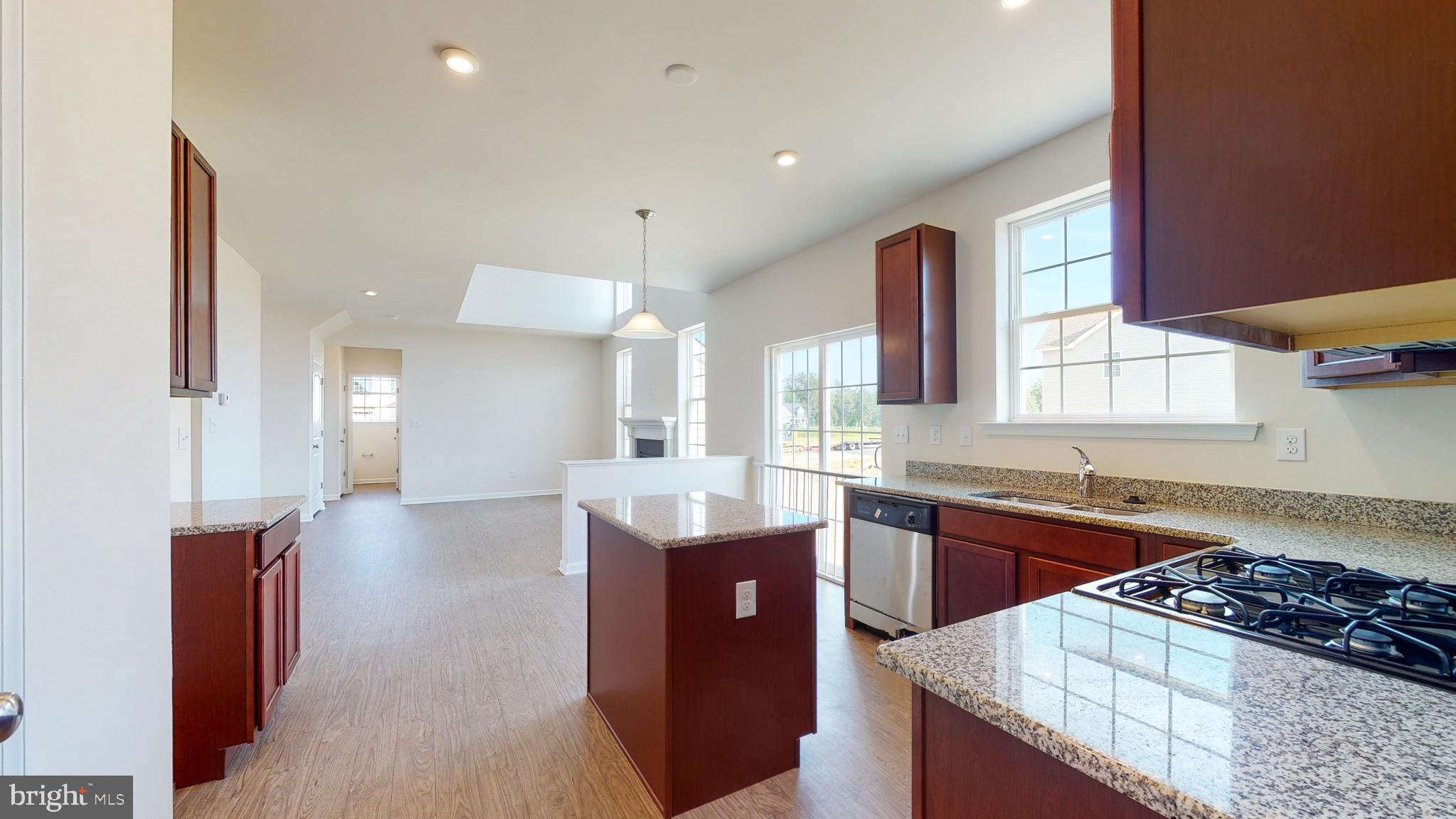 HIDDEN BROOK - Residential