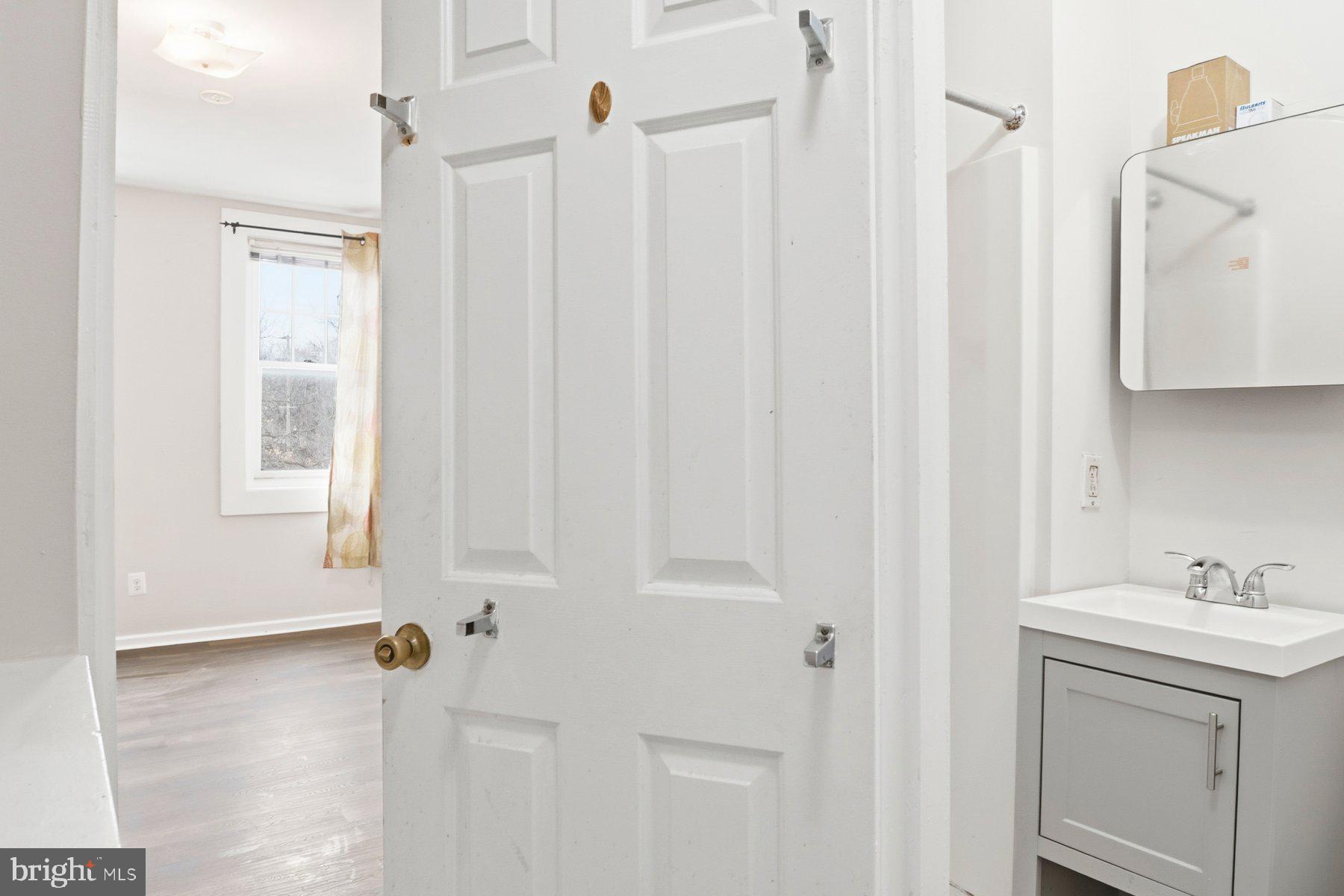 CAMDEN YARDS - Residential