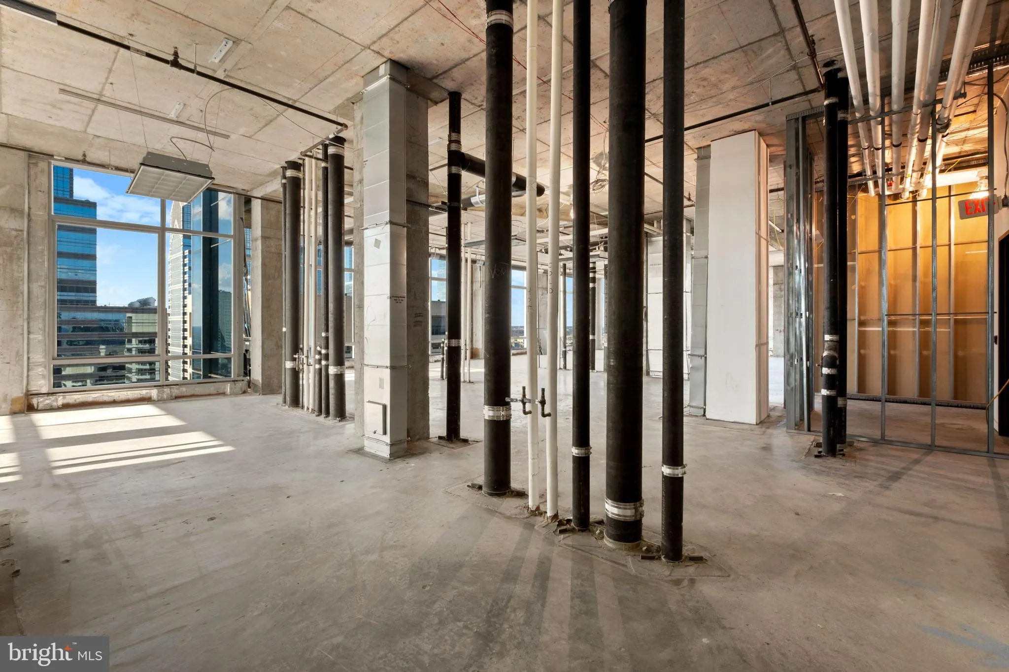 Philadelphia, Pennsylvania 19102, United States, 4 Bedrooms Bedrooms, ,5 BathroomsBathrooms,Residential,Active,104731