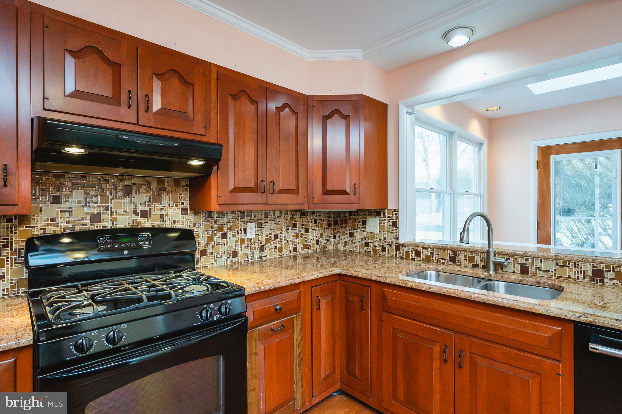 PARADISE HEIGHTS - Residential