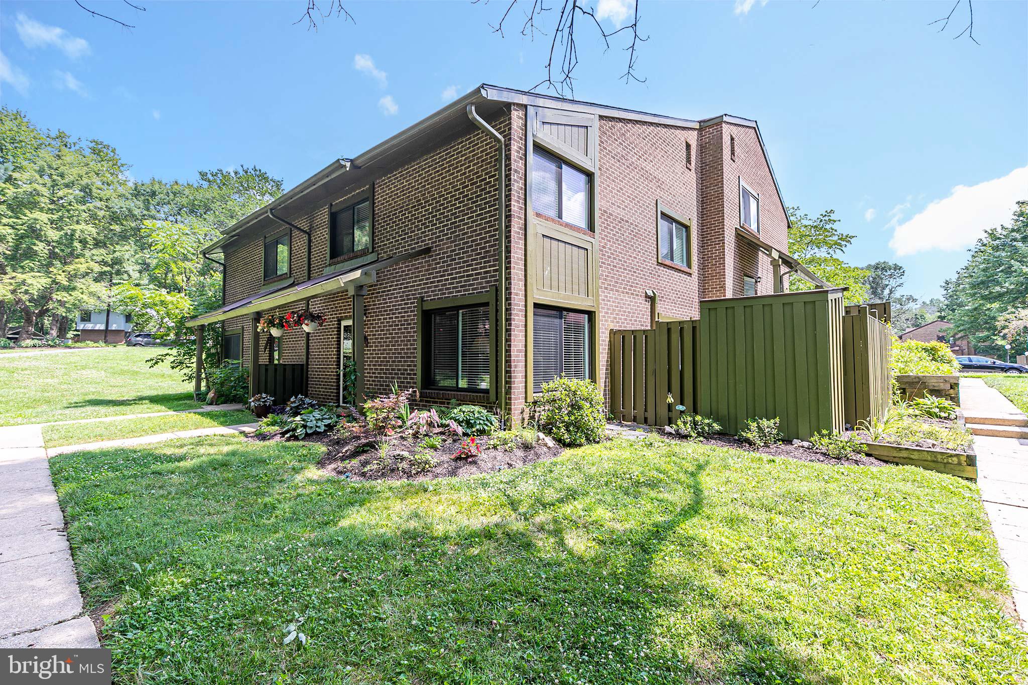 CINNAMON TREE - Residential