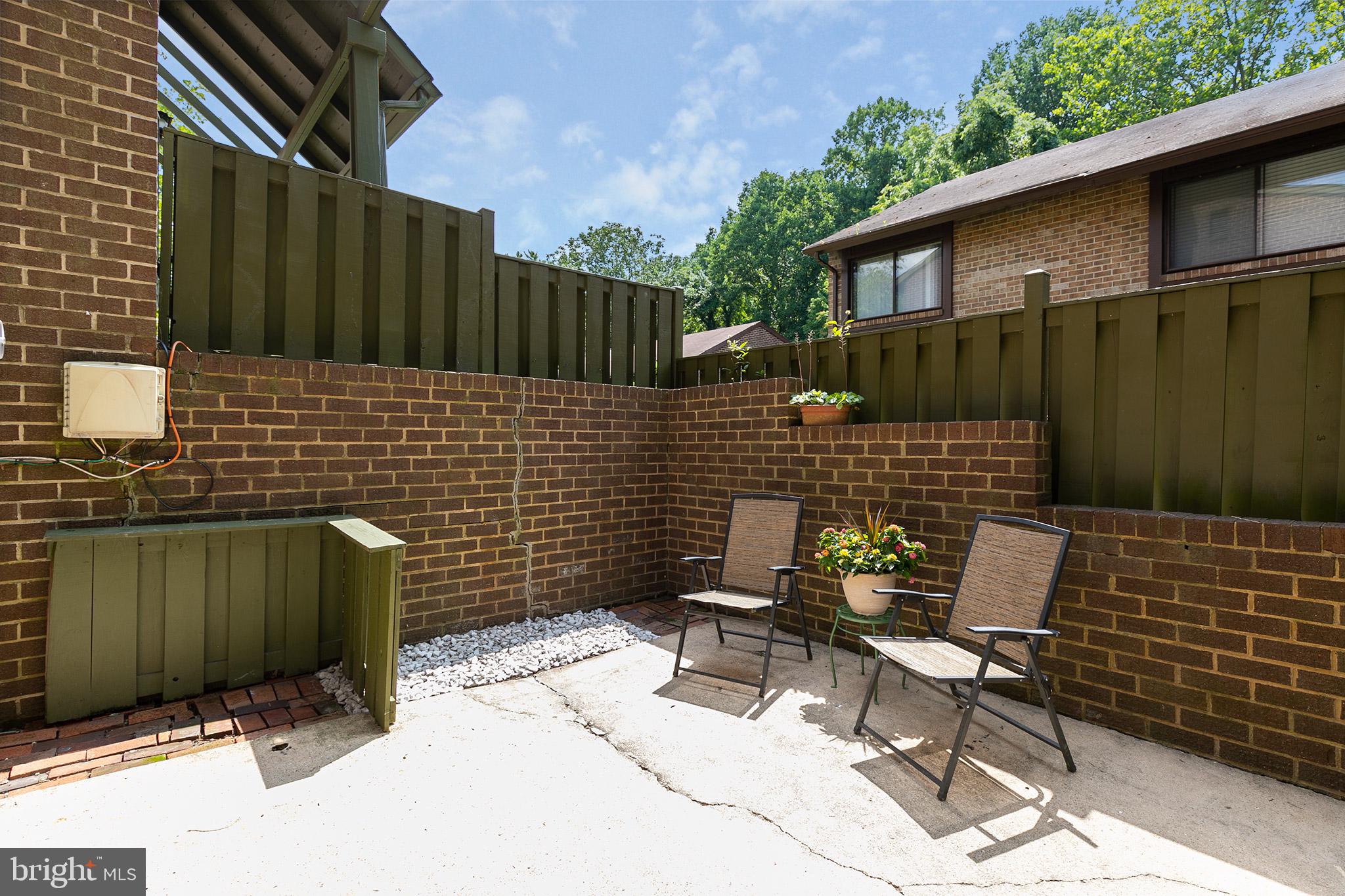 CINNAMON TREE - Residential