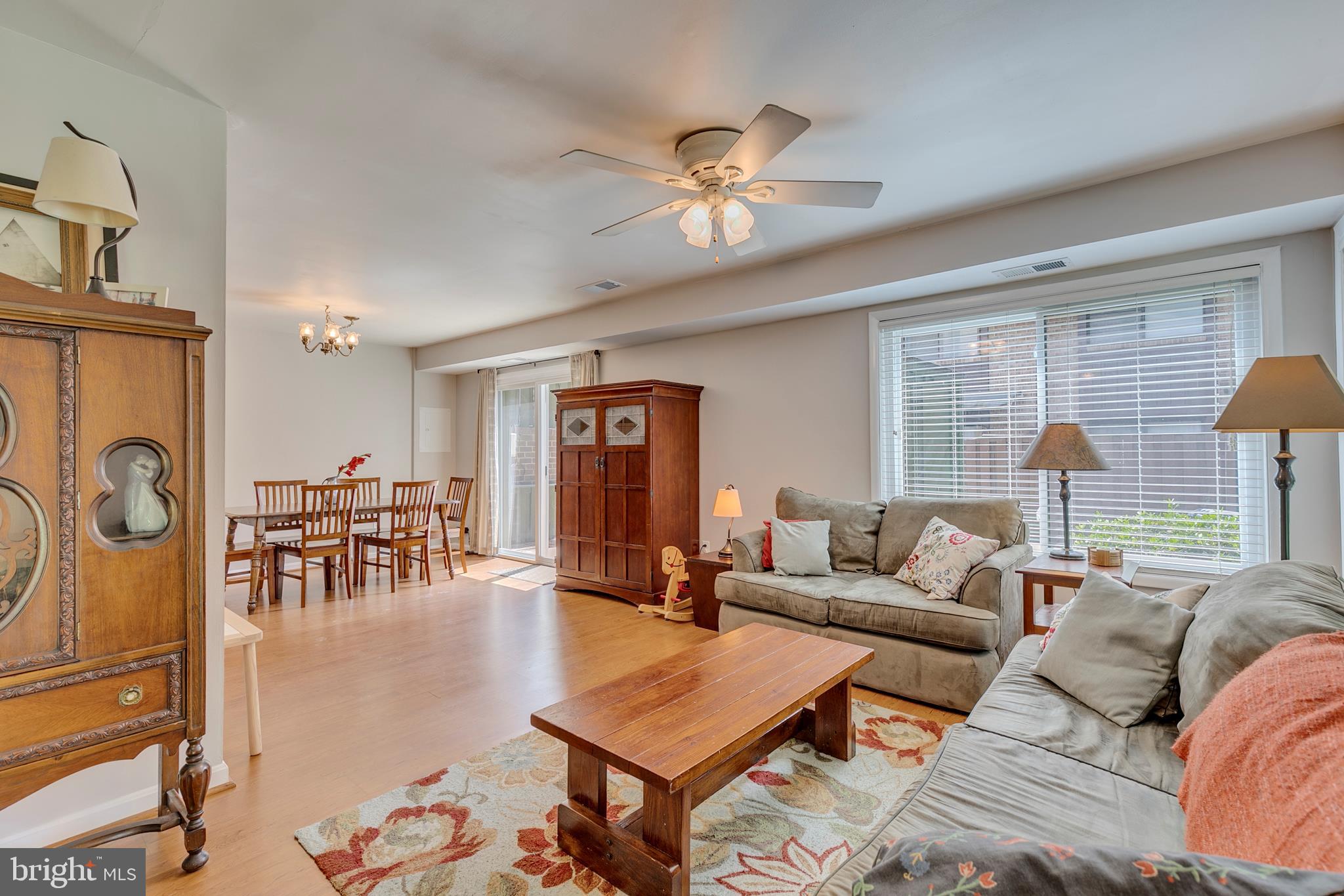 CINNAMON TREE - Residential