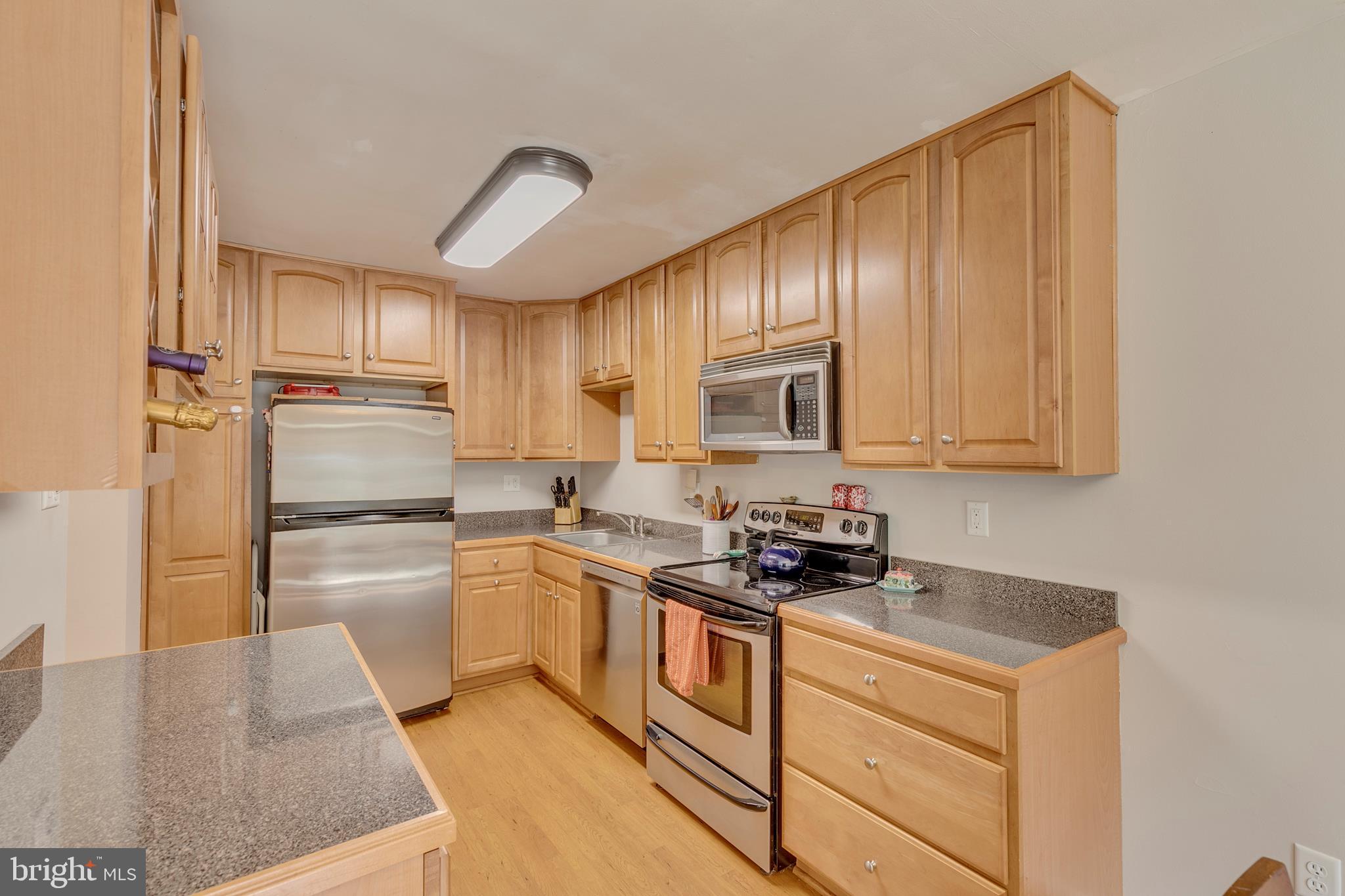 CINNAMON TREE - Residential