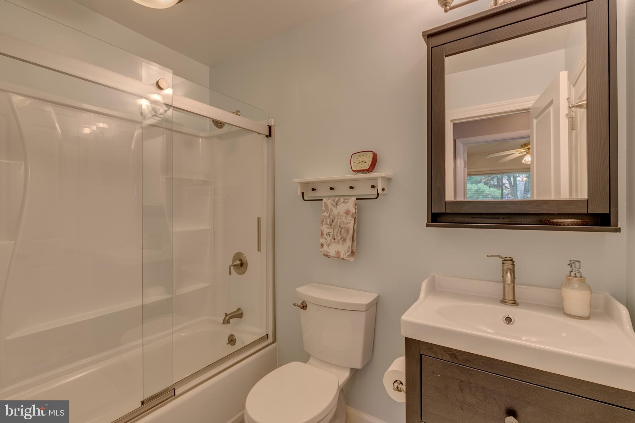 CINNAMON TREE - Residential