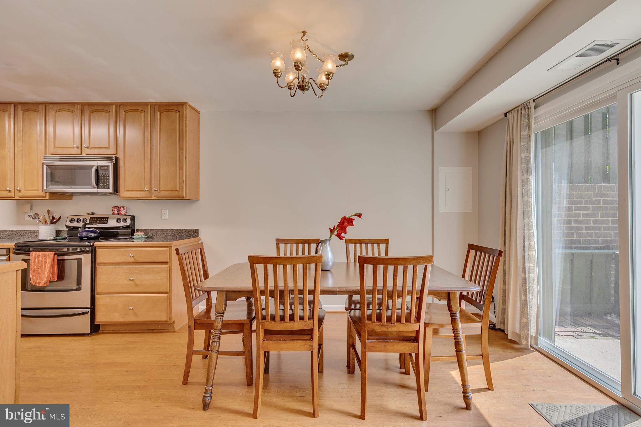 CINNAMON TREE - Residential