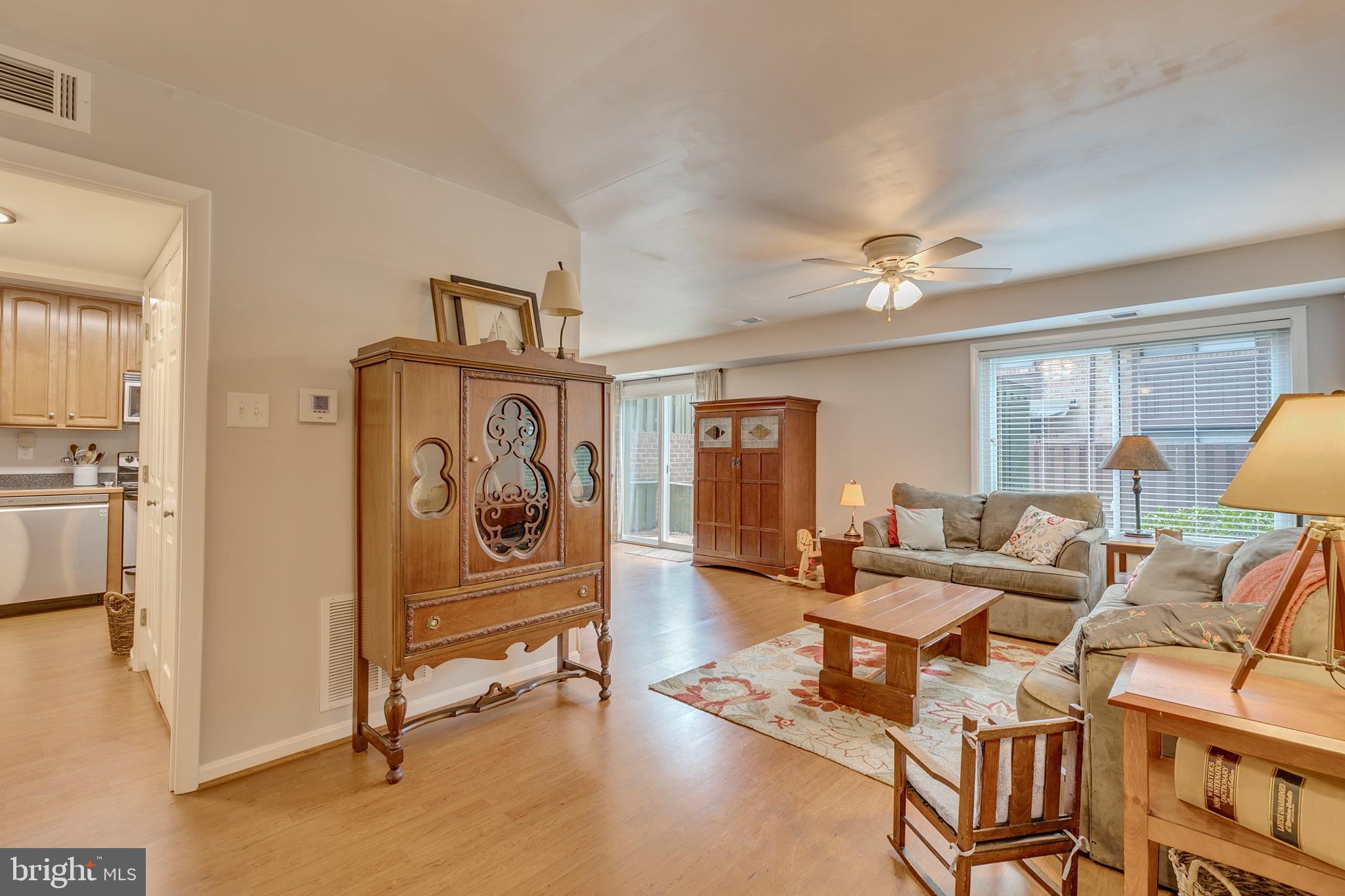 CINNAMON TREE - Residential