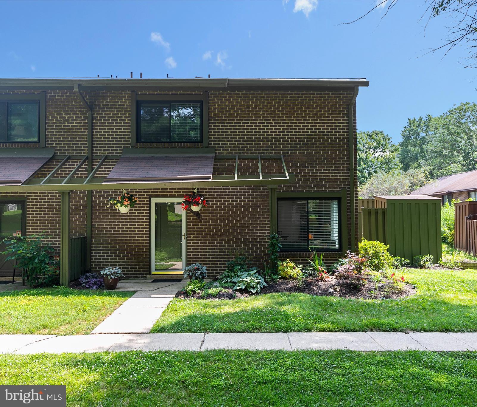 CINNAMON TREE - Residential