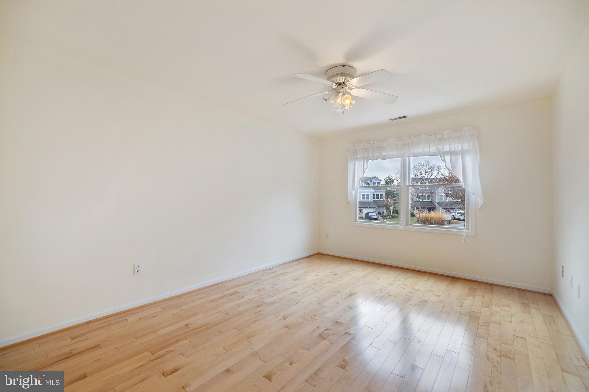 BAYSIDE - Residential