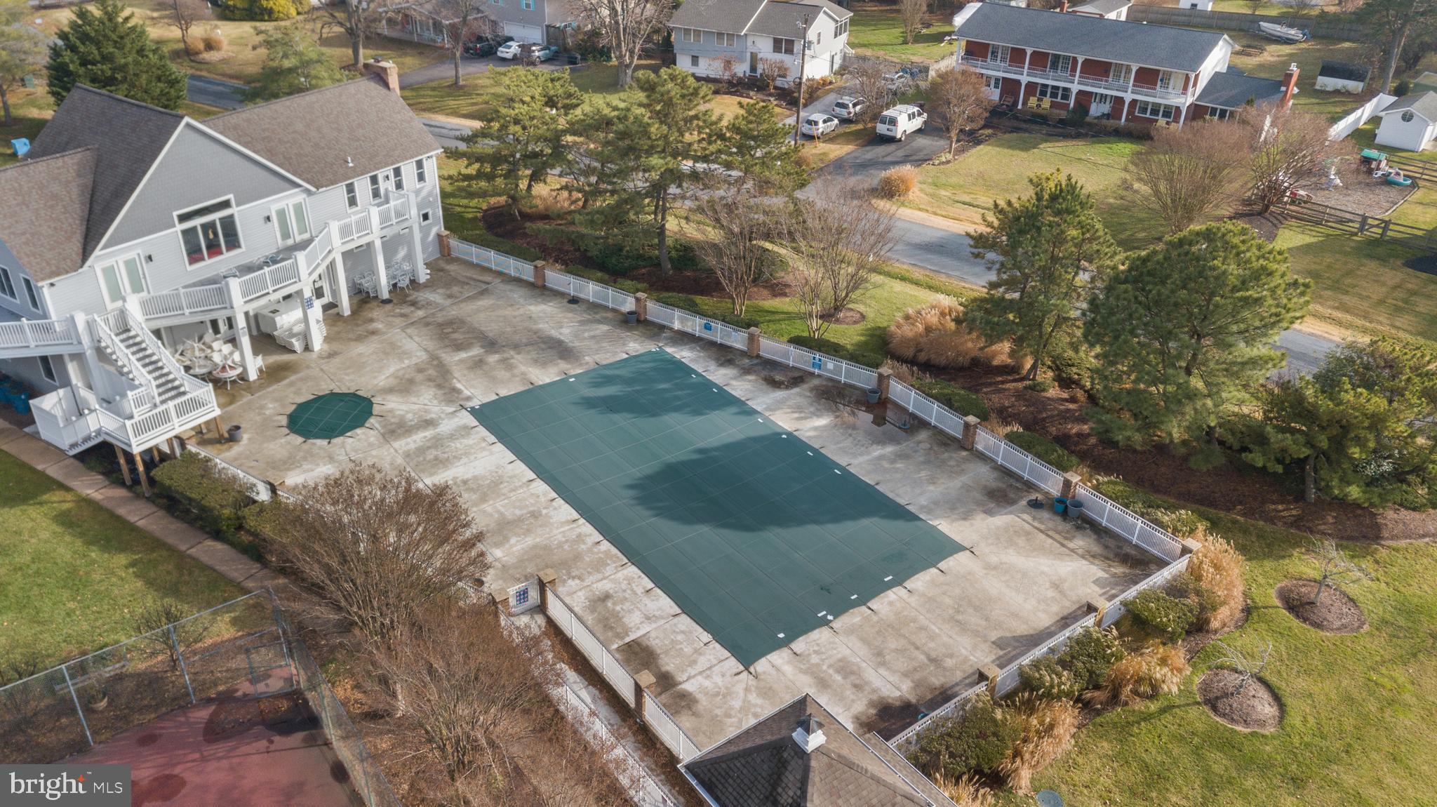 BAYSIDE - Residential