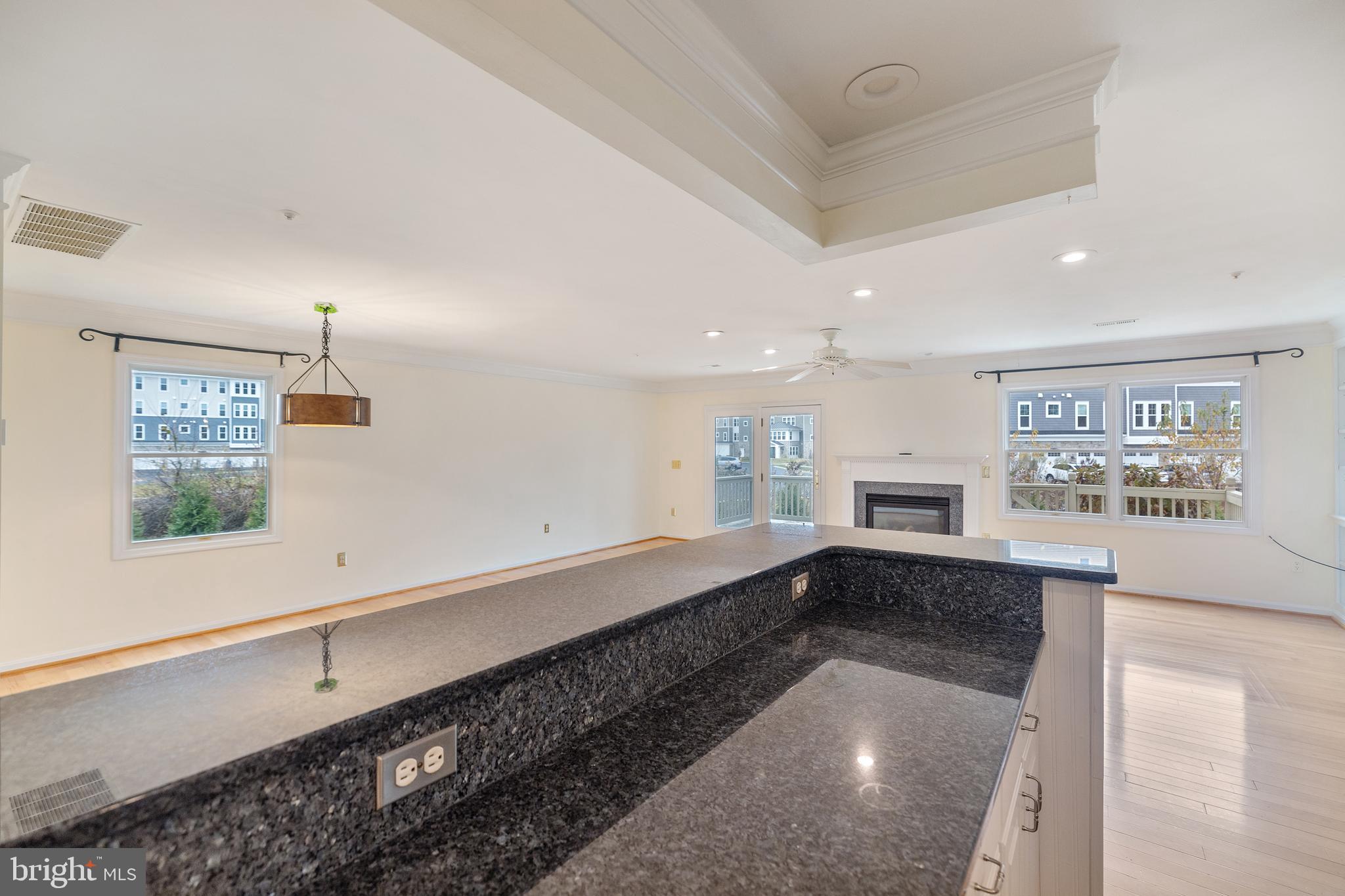 BAYSIDE - Residential