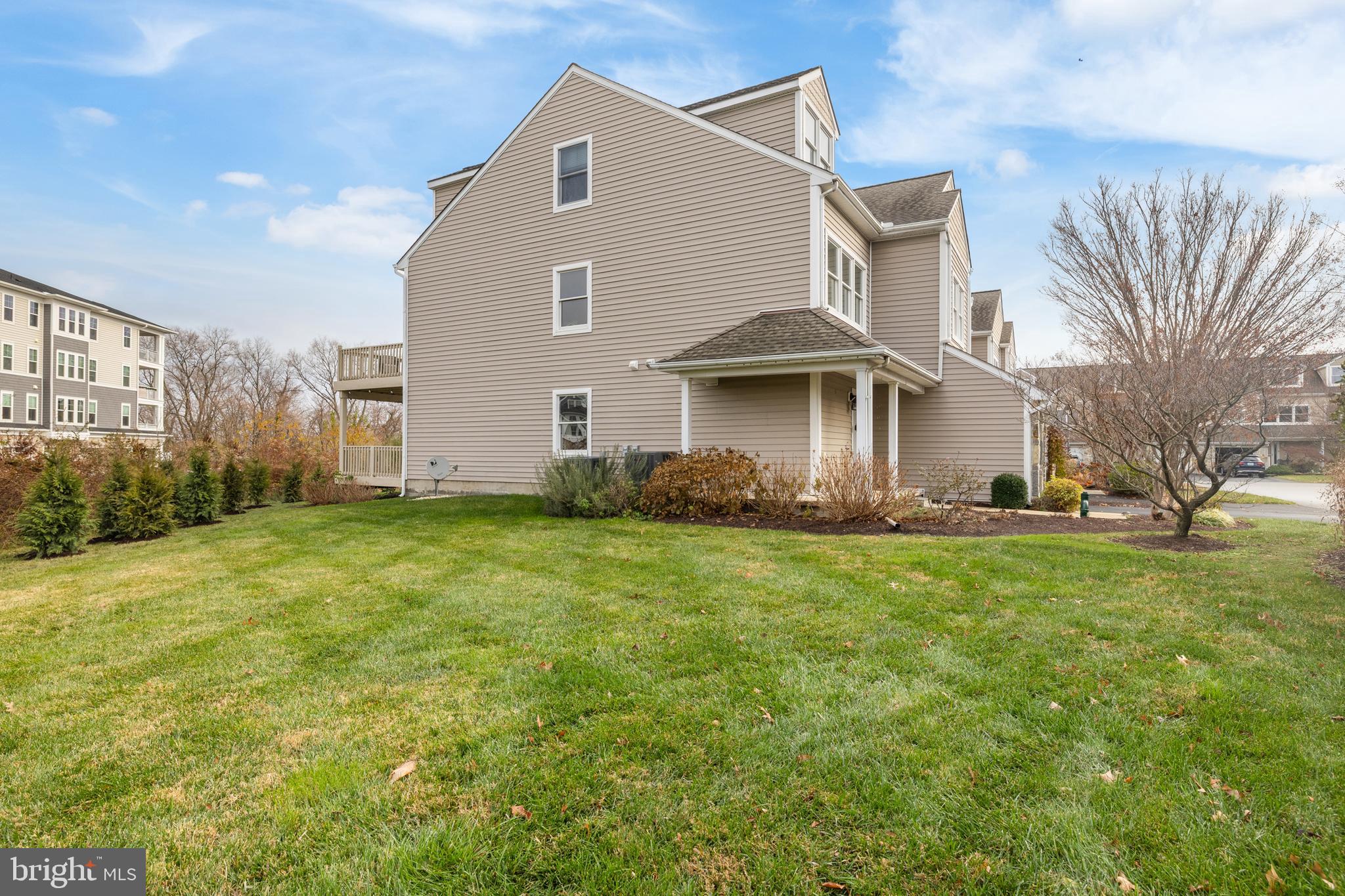 BAYSIDE - Residential