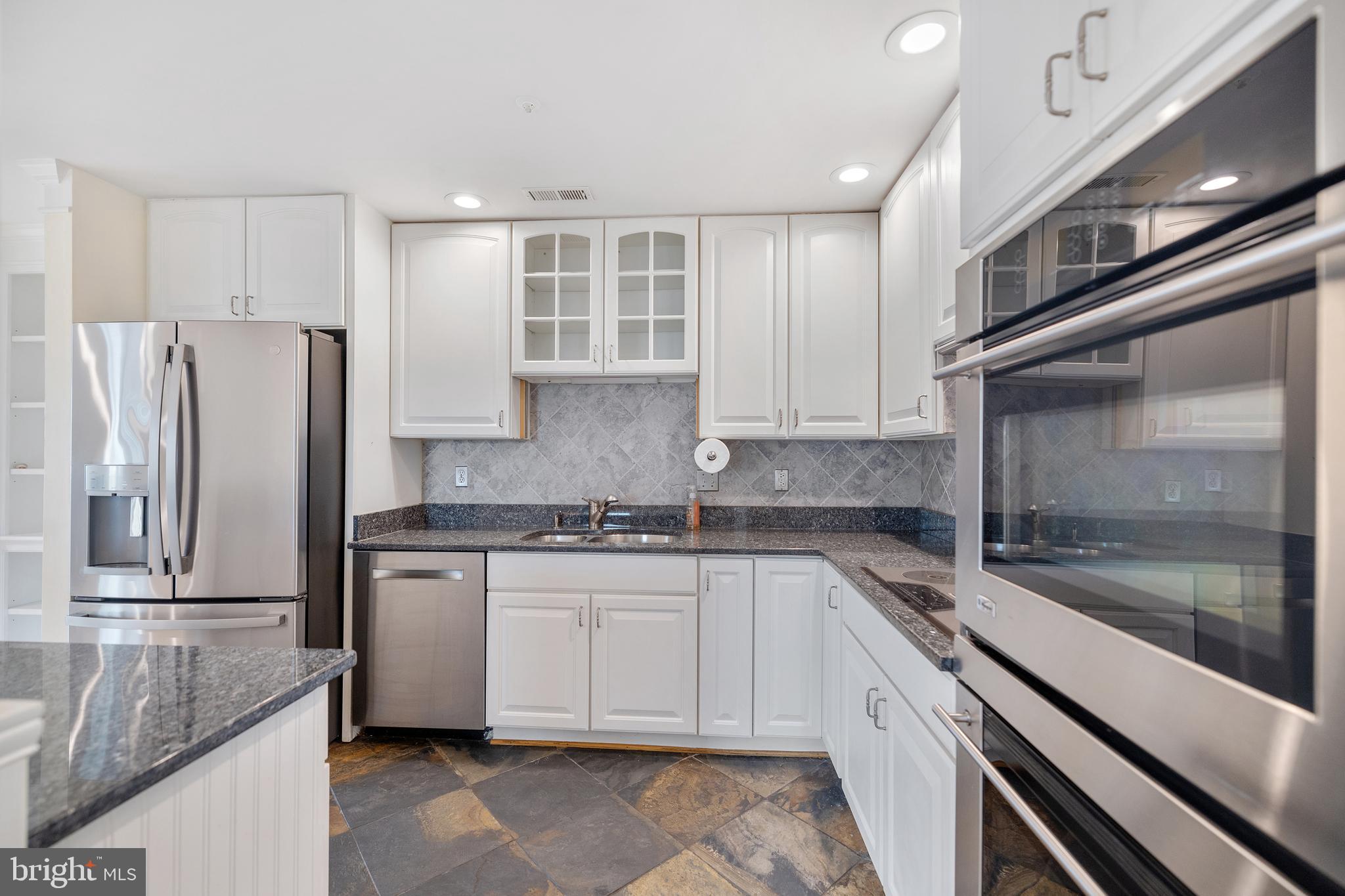 BAYSIDE - Residential