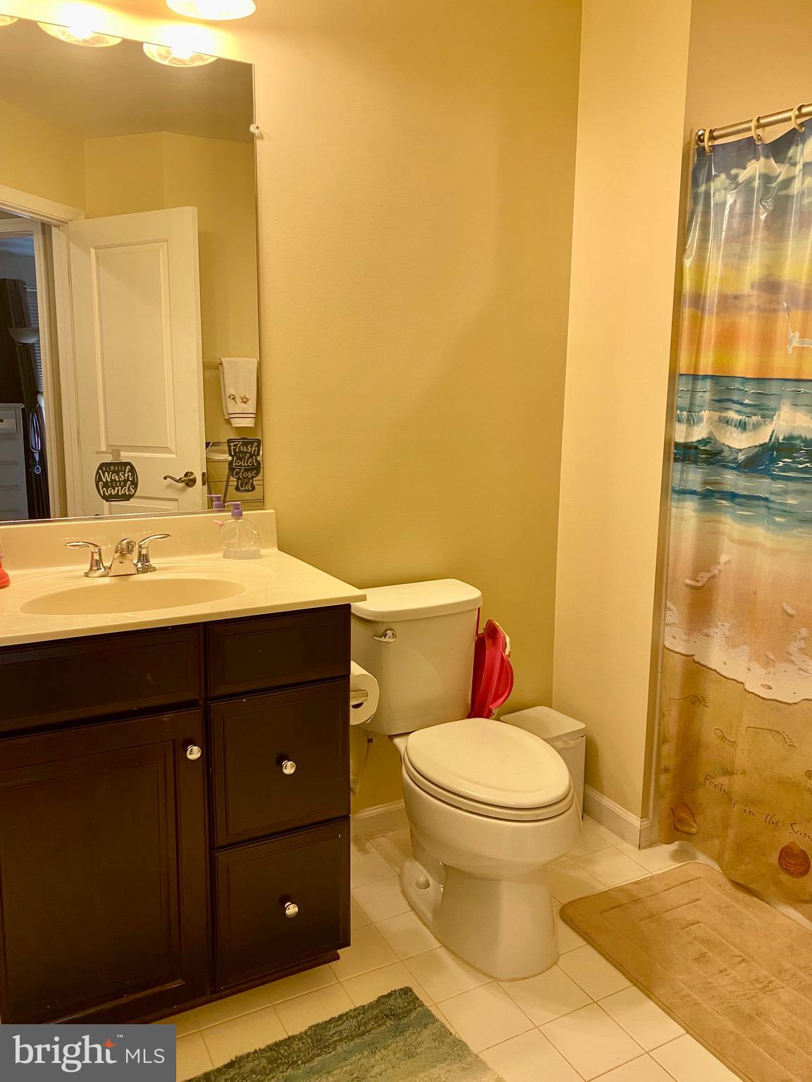 METRO POINTE - Residential