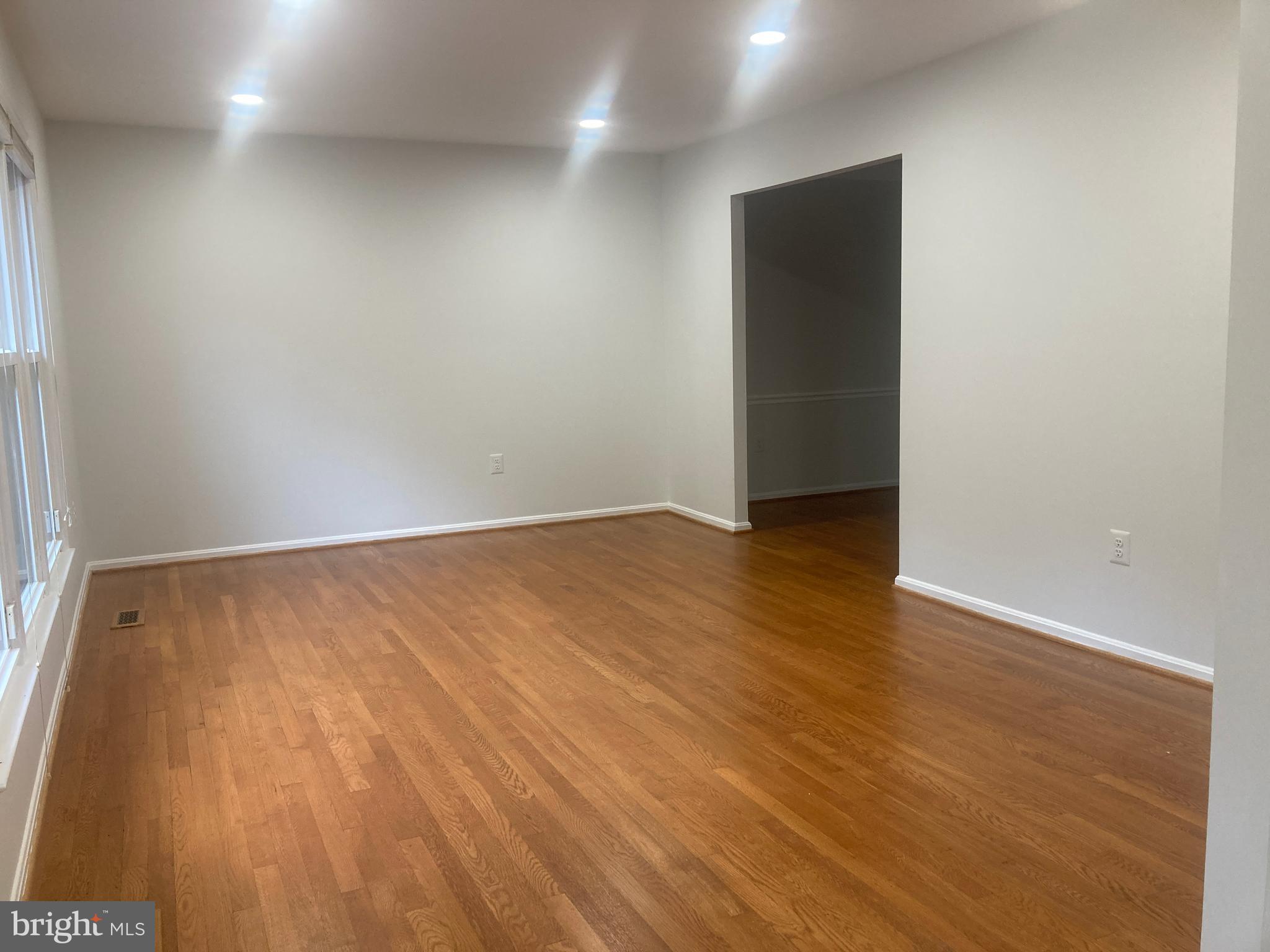 1411 FALLSWOOD DRIVE