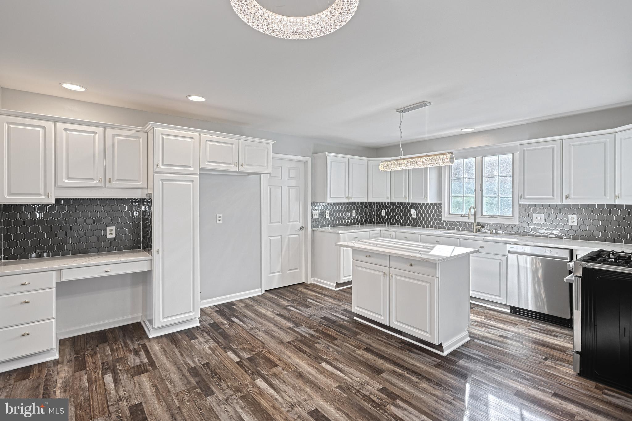 BRIDLEWOOD FARMS - Residential