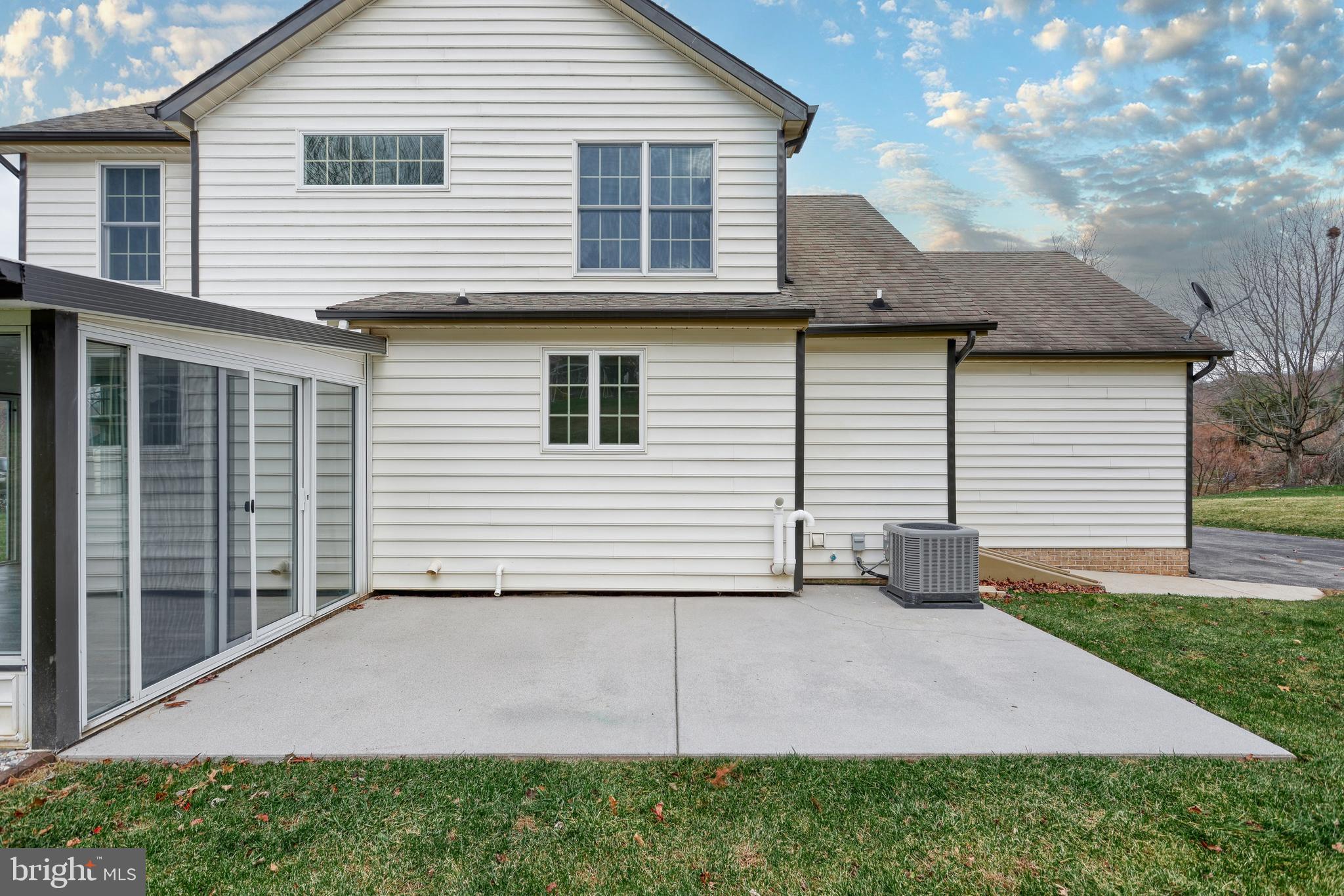 BRIDLEWOOD FARMS - Residential