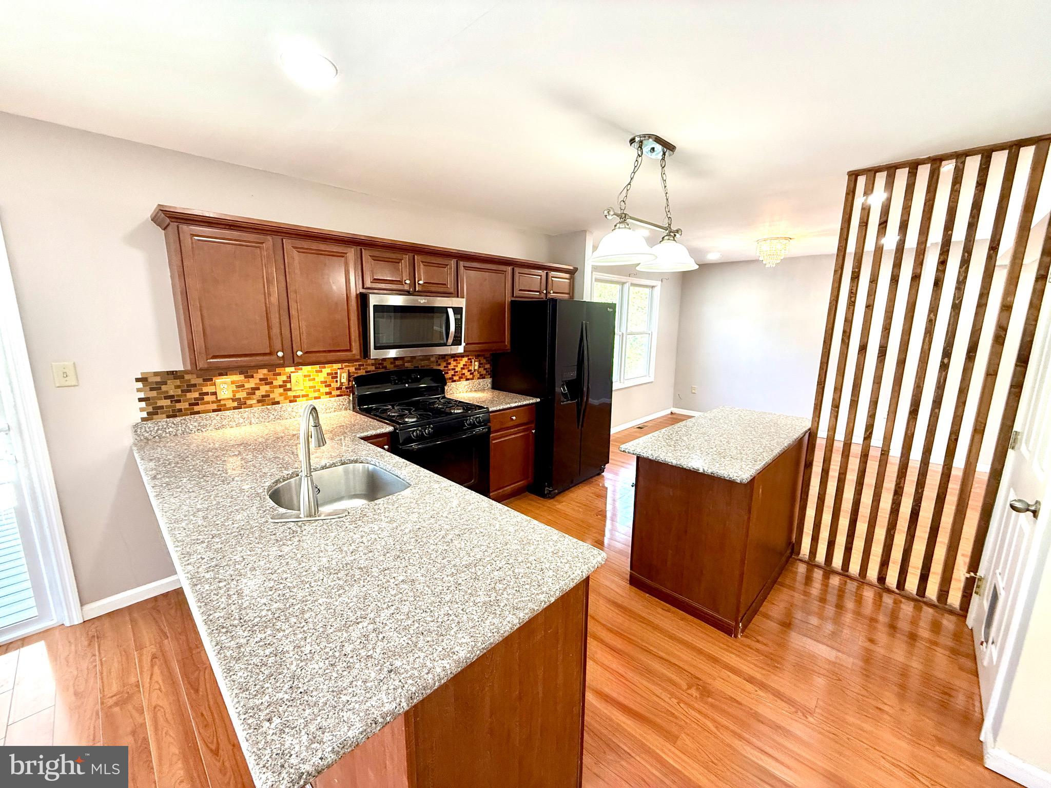 LONG POND - Residential