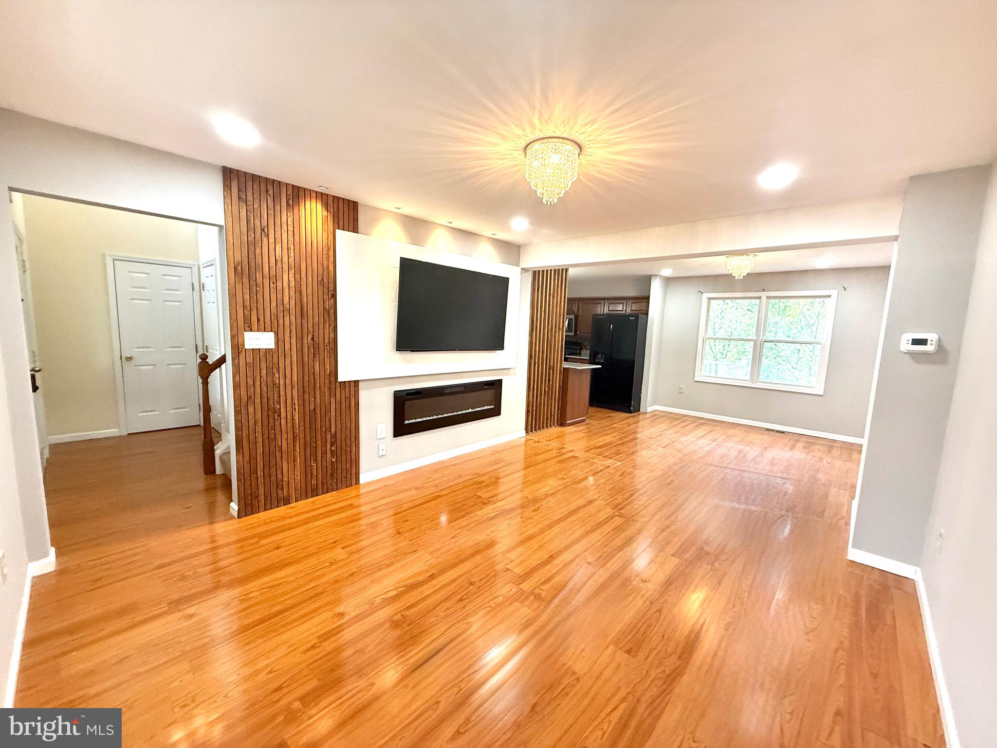 LONG POND - Residential