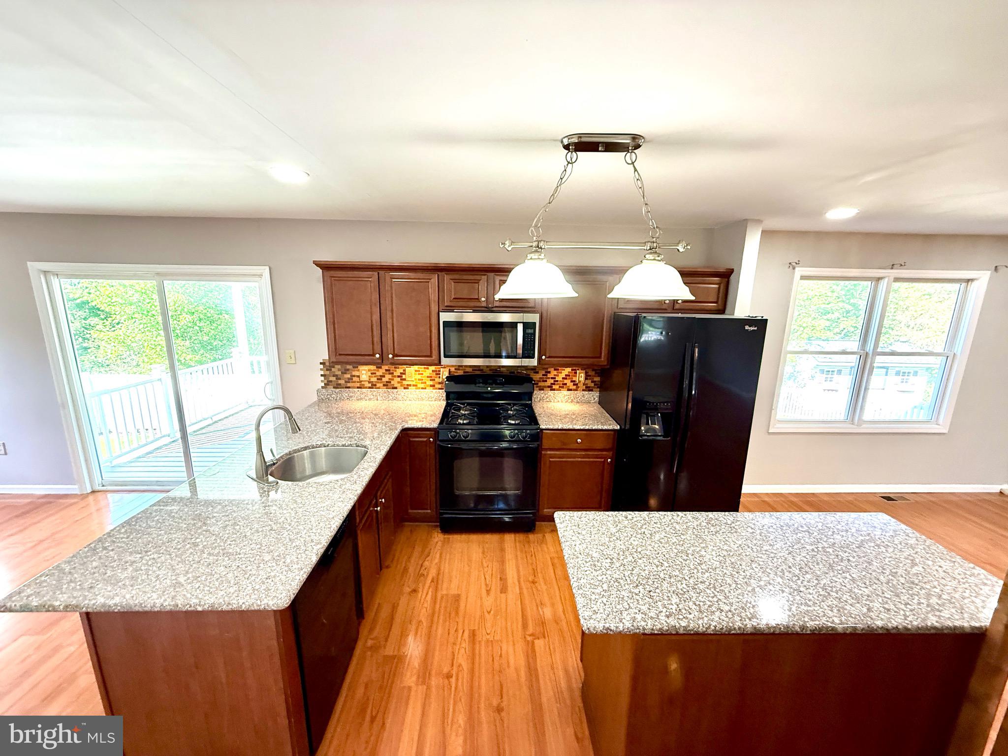 LONG POND - Residential