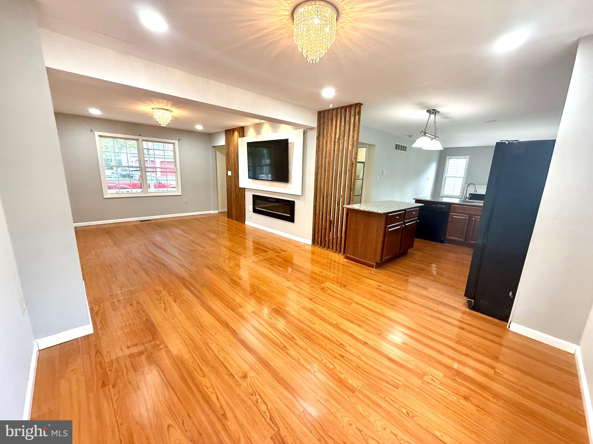LONG POND - Residential