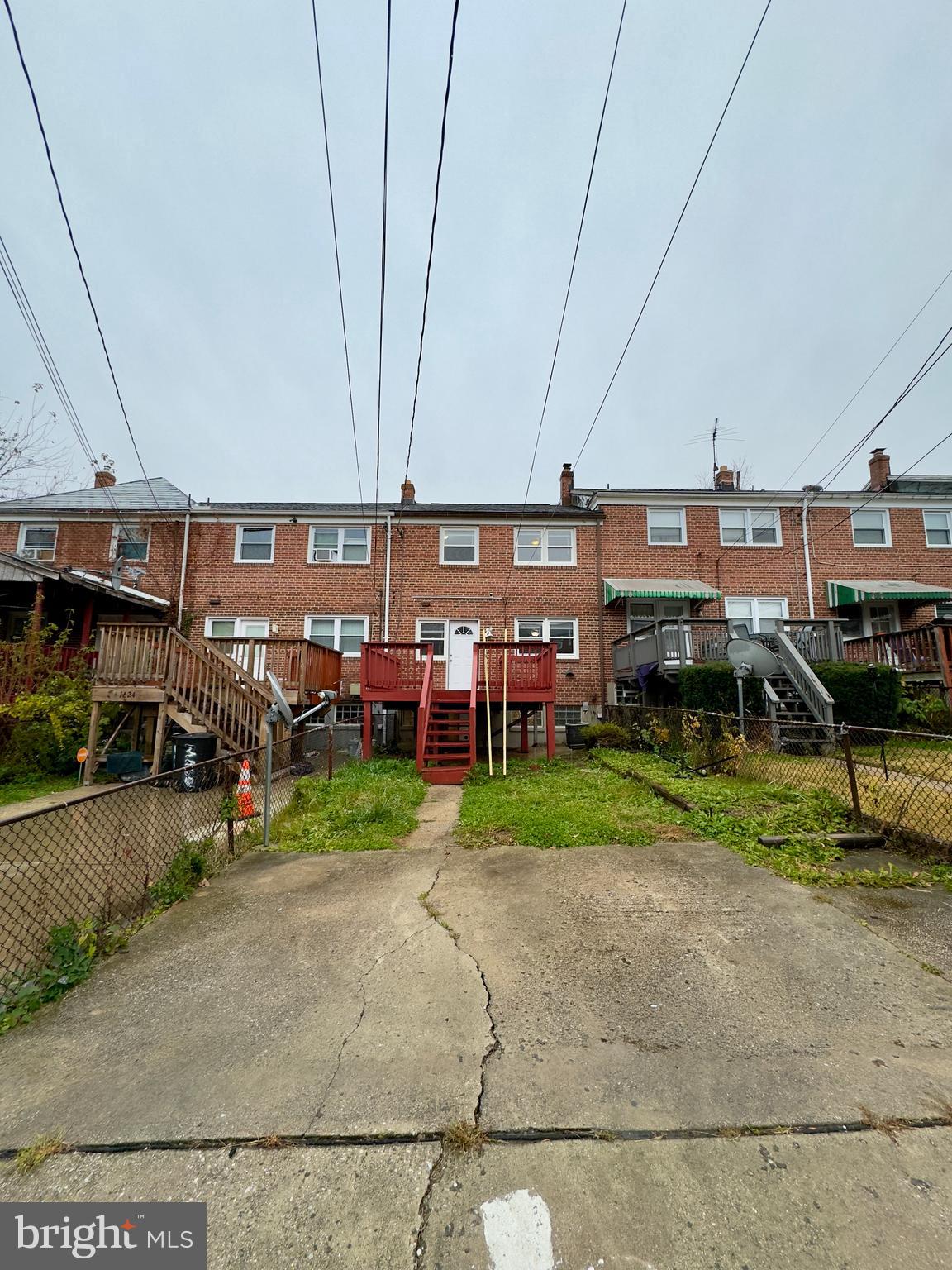 WOODLAWN - Residential Lease