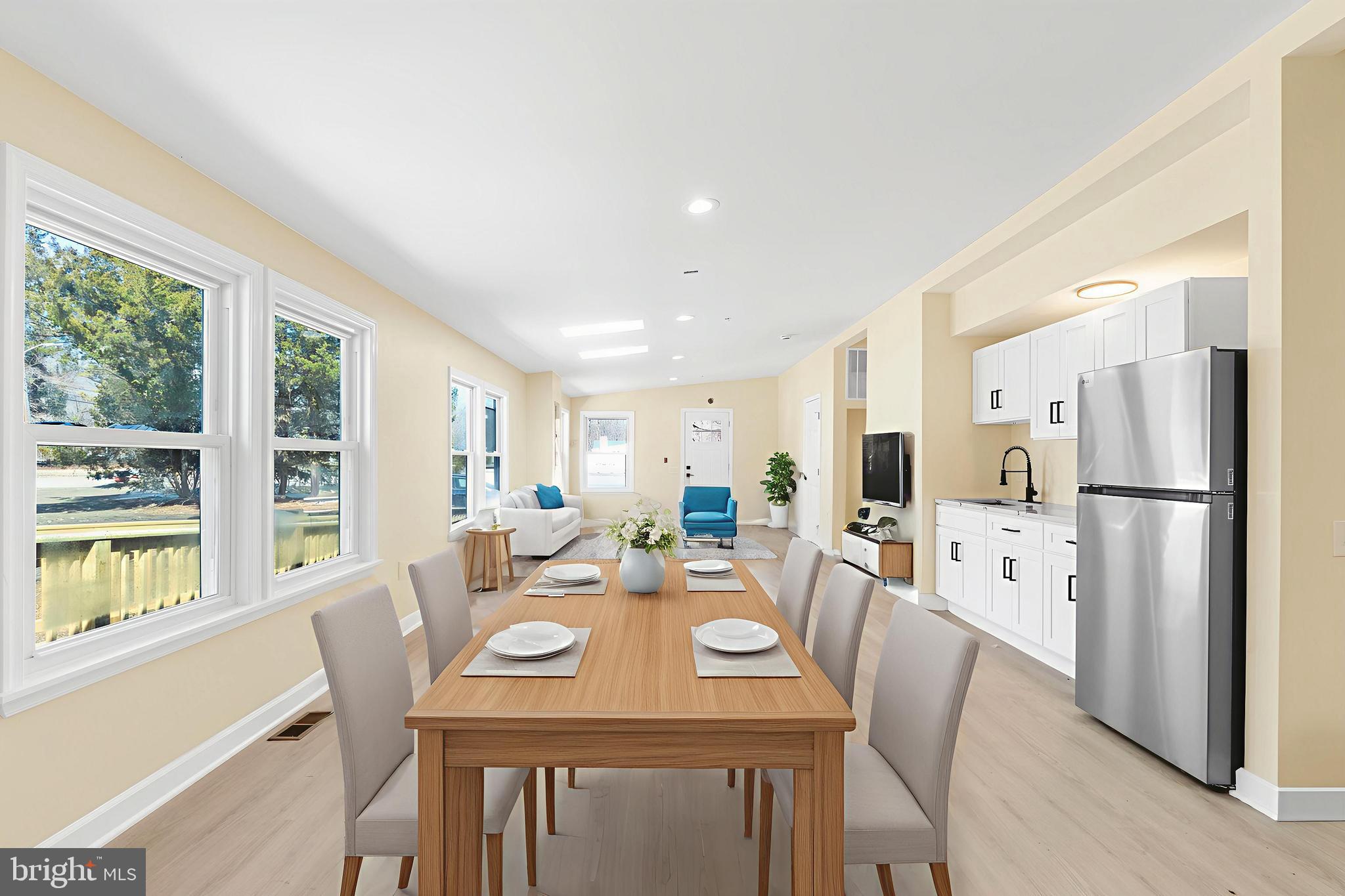 YORKTOWN - Residential