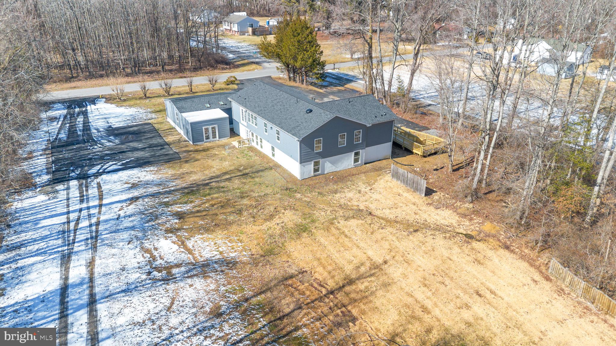 YORKTOWN - Residential