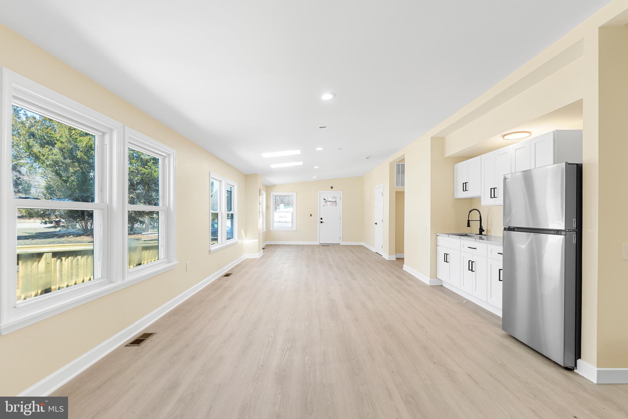 YORKTOWN - Residential