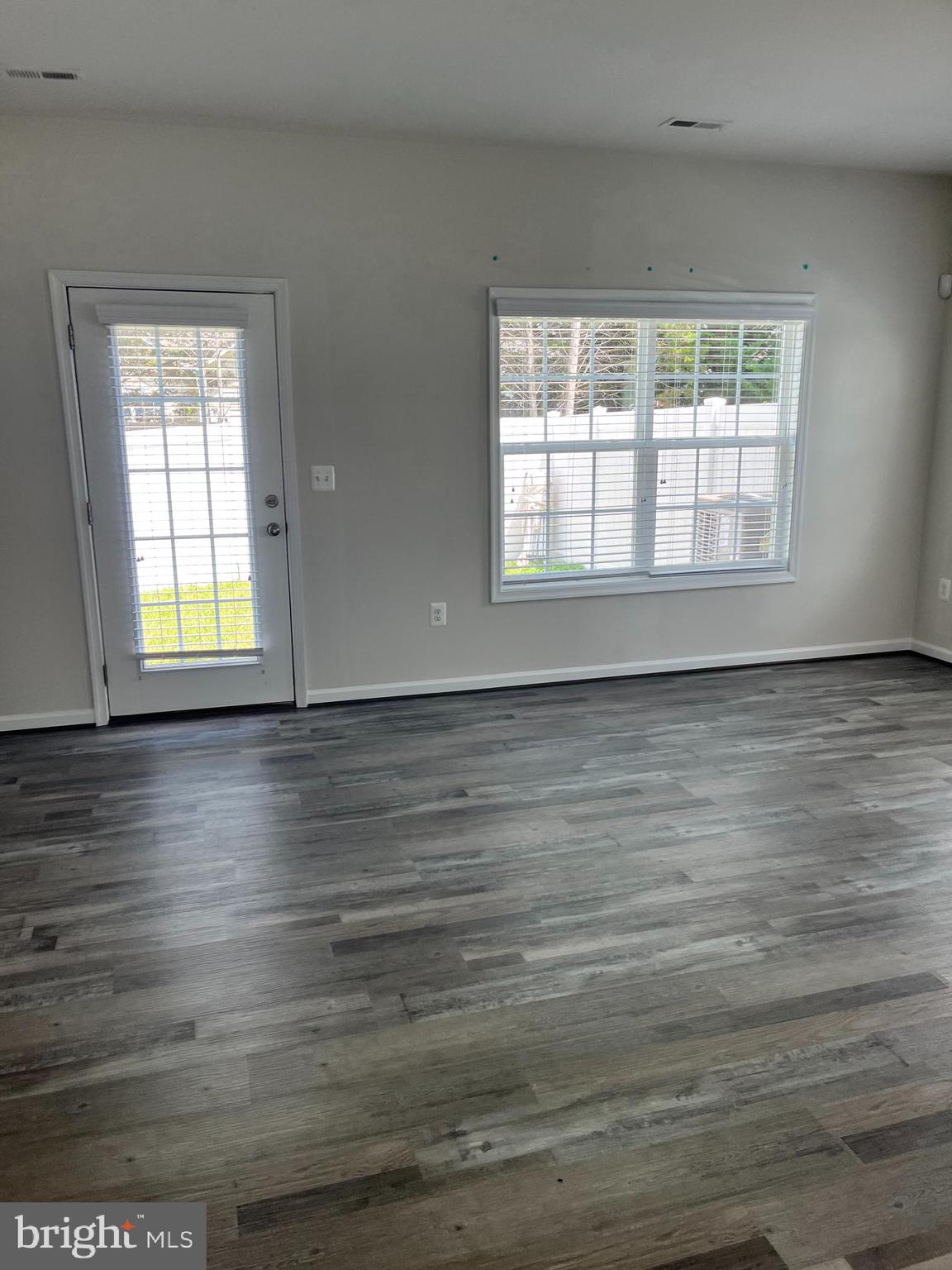 REGENCY CROSSING - Residential