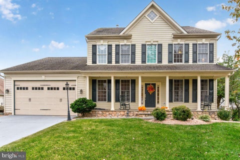 Photo of 1131 Tournai Court, WOODBRIDGE, VA 22191 (MLS # VAPW2133144)