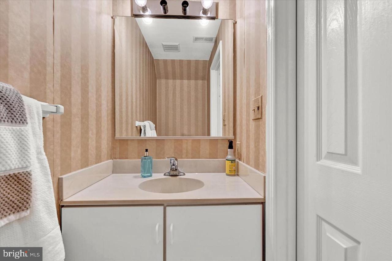 MAYS CHAPEL NORTH - Residential Lease