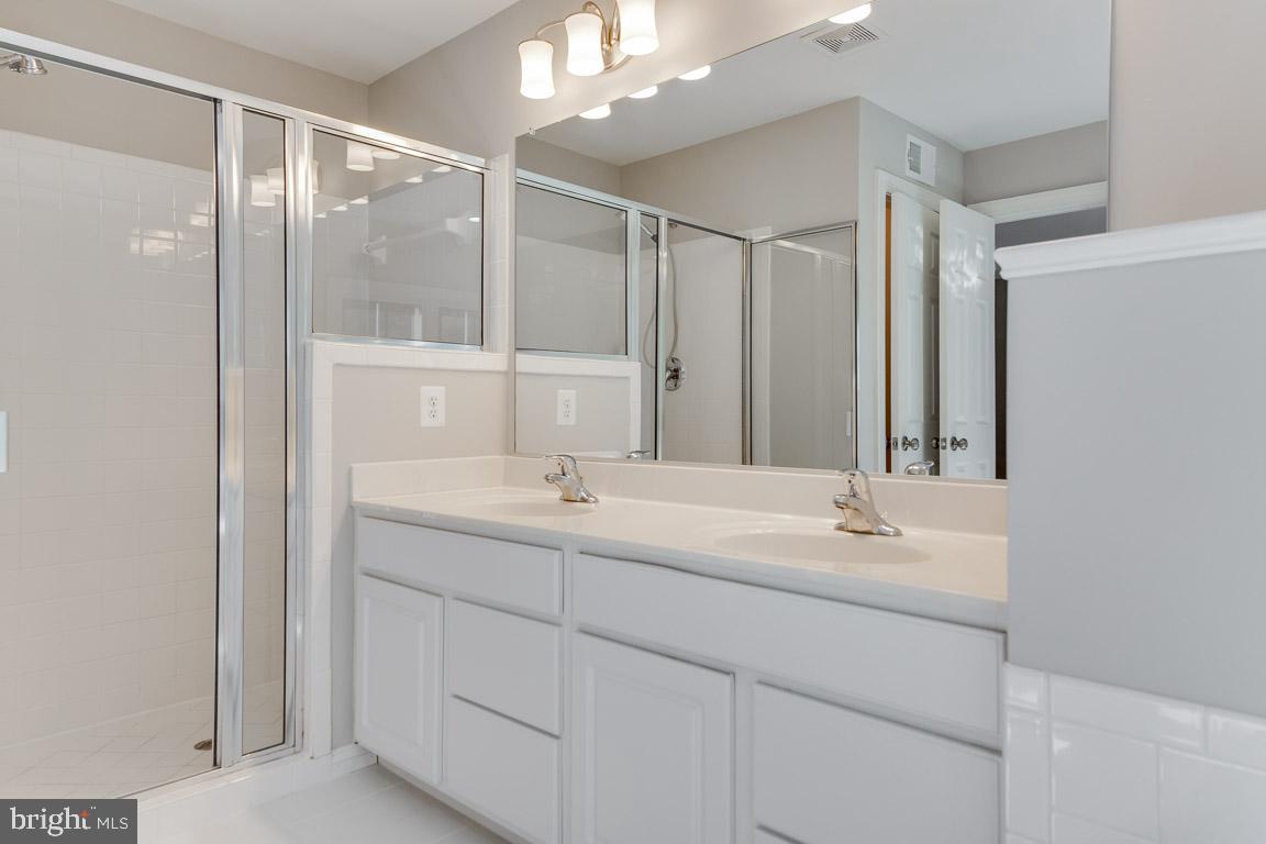 LORTON VALLEY NORTH - Residential