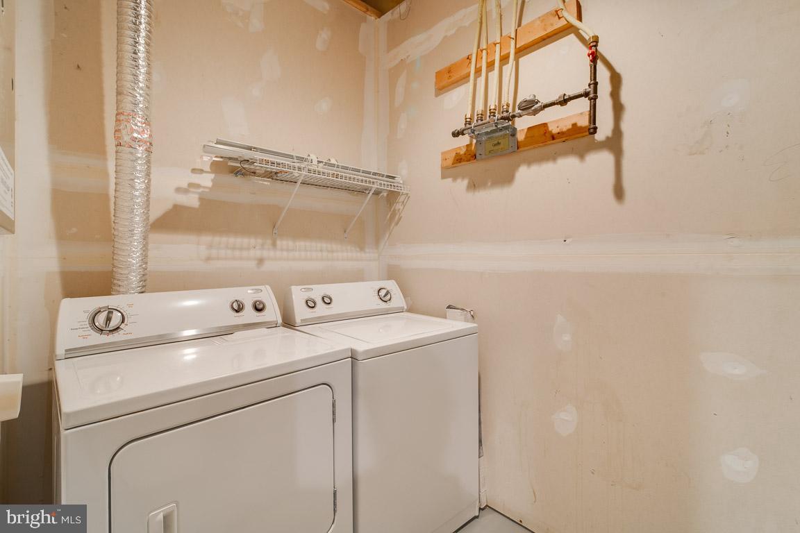 LORTON VALLEY NORTH - Residential